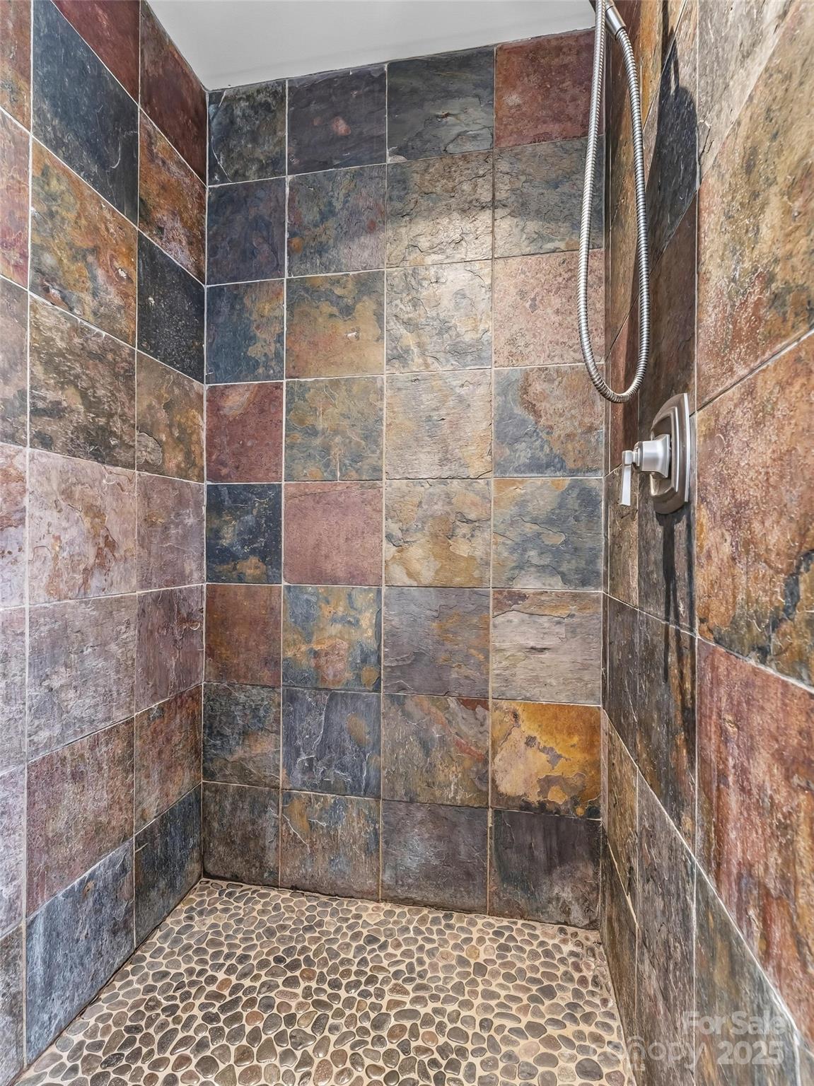 140 Lakeview Avenue Property Photo 30