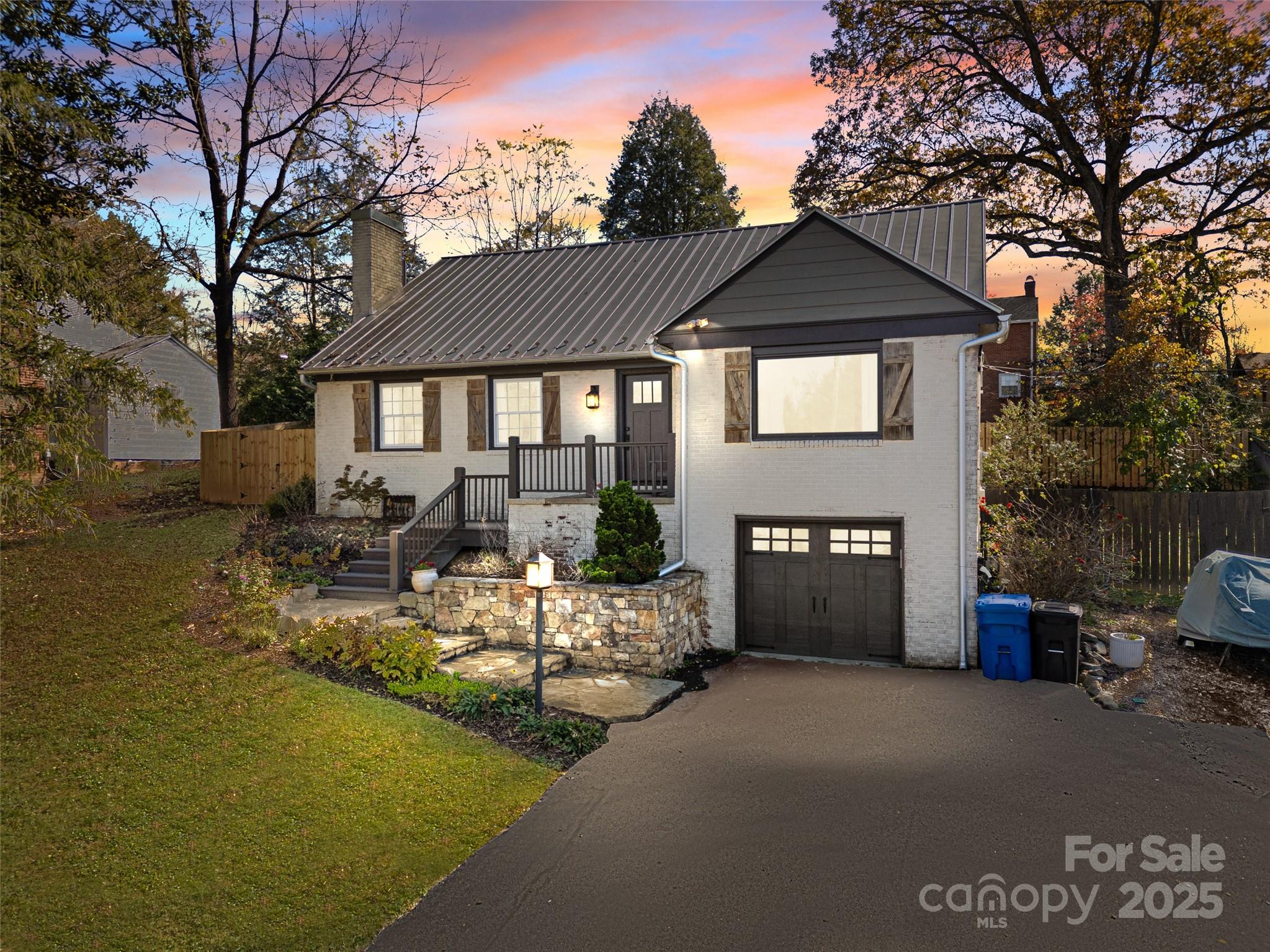 140 Lakeview Avenue Property Photo 37