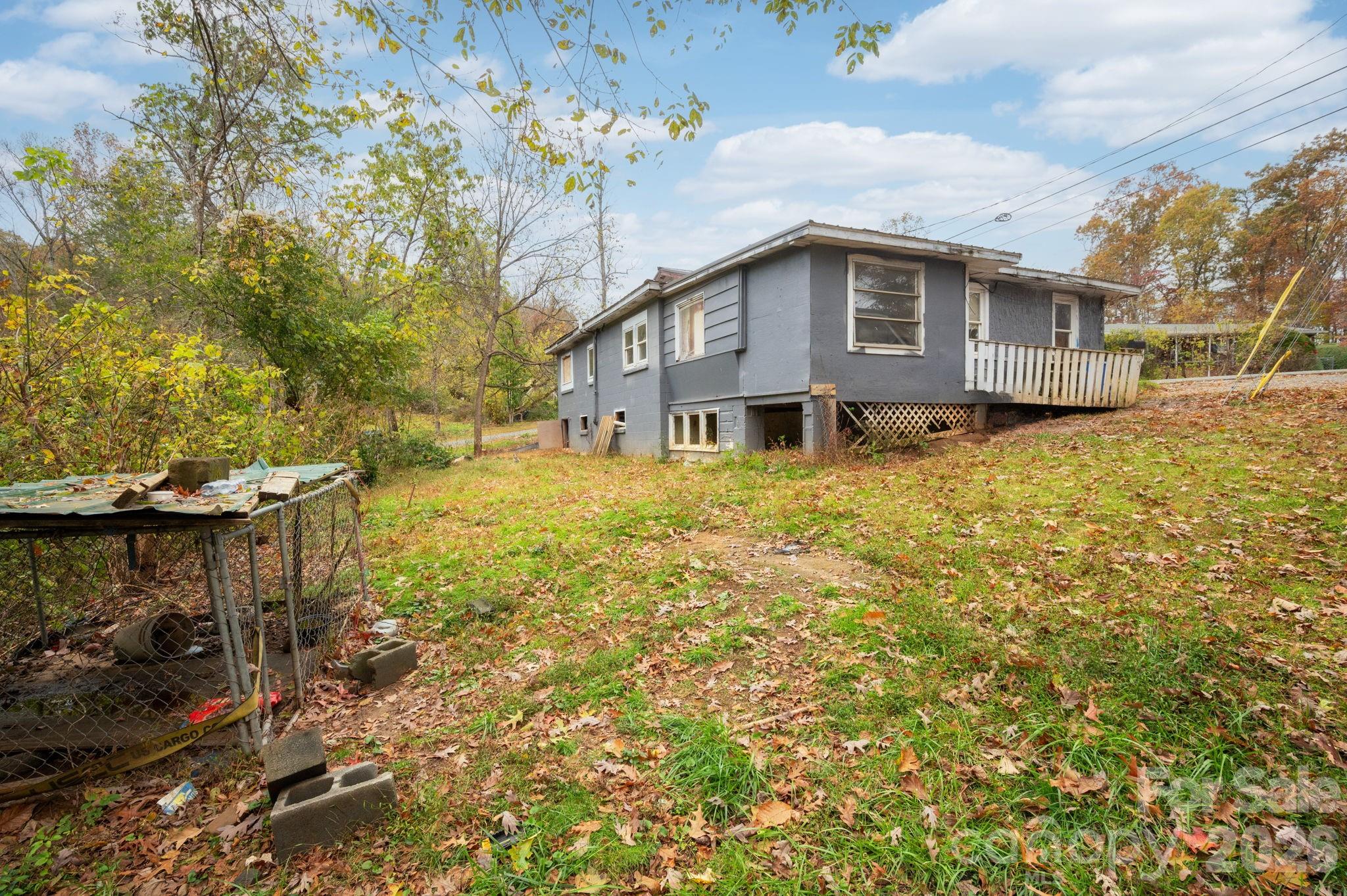 226 Mount Allen Heights Property Photo 4