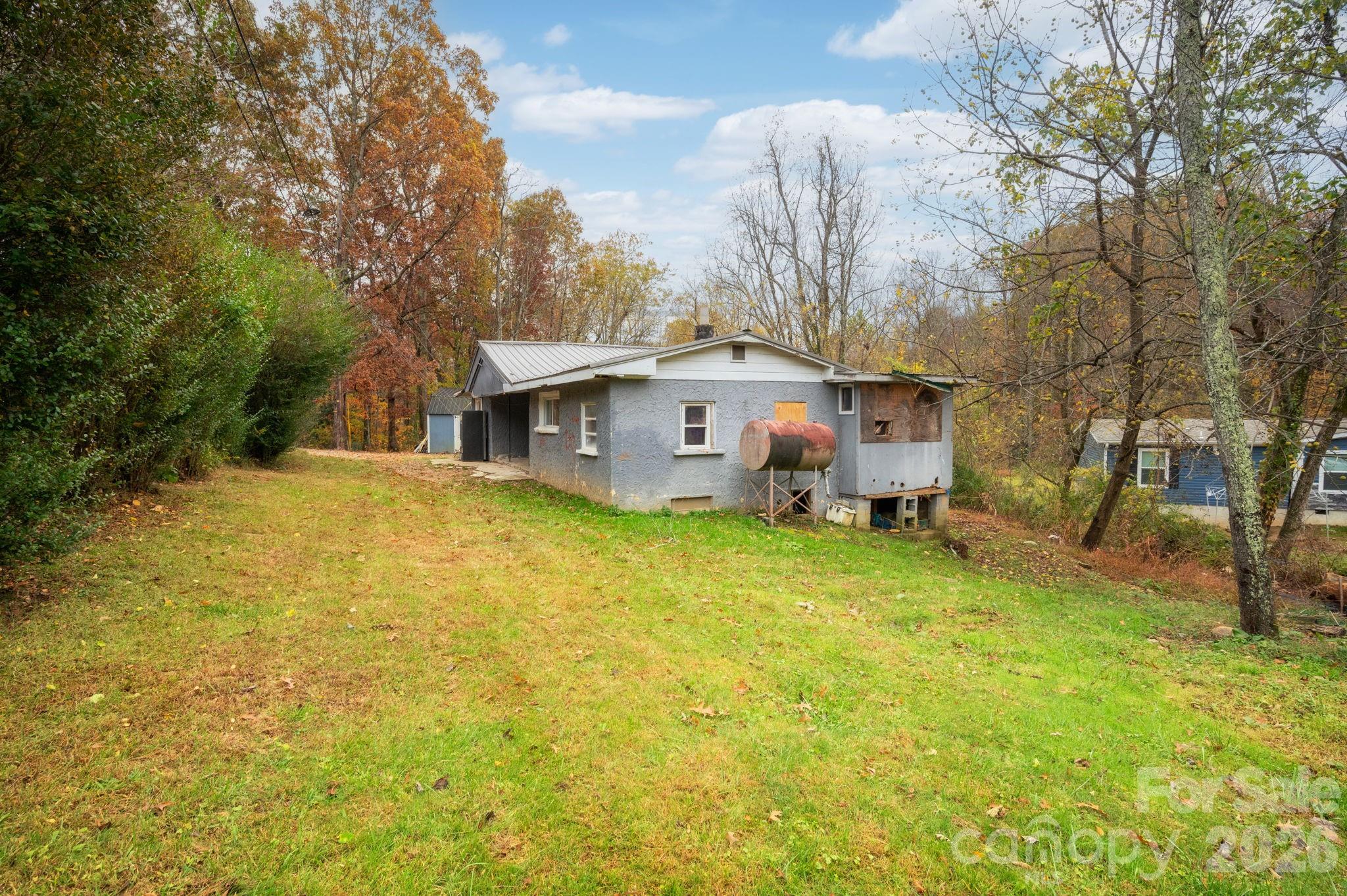 226 Mount Allen Heights Property Photo 5