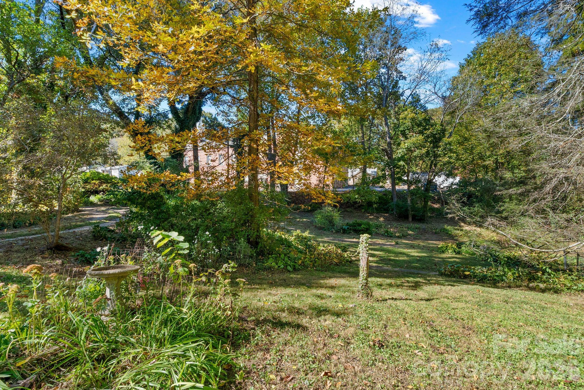 414 Beaucatcher Road Property Photo 9