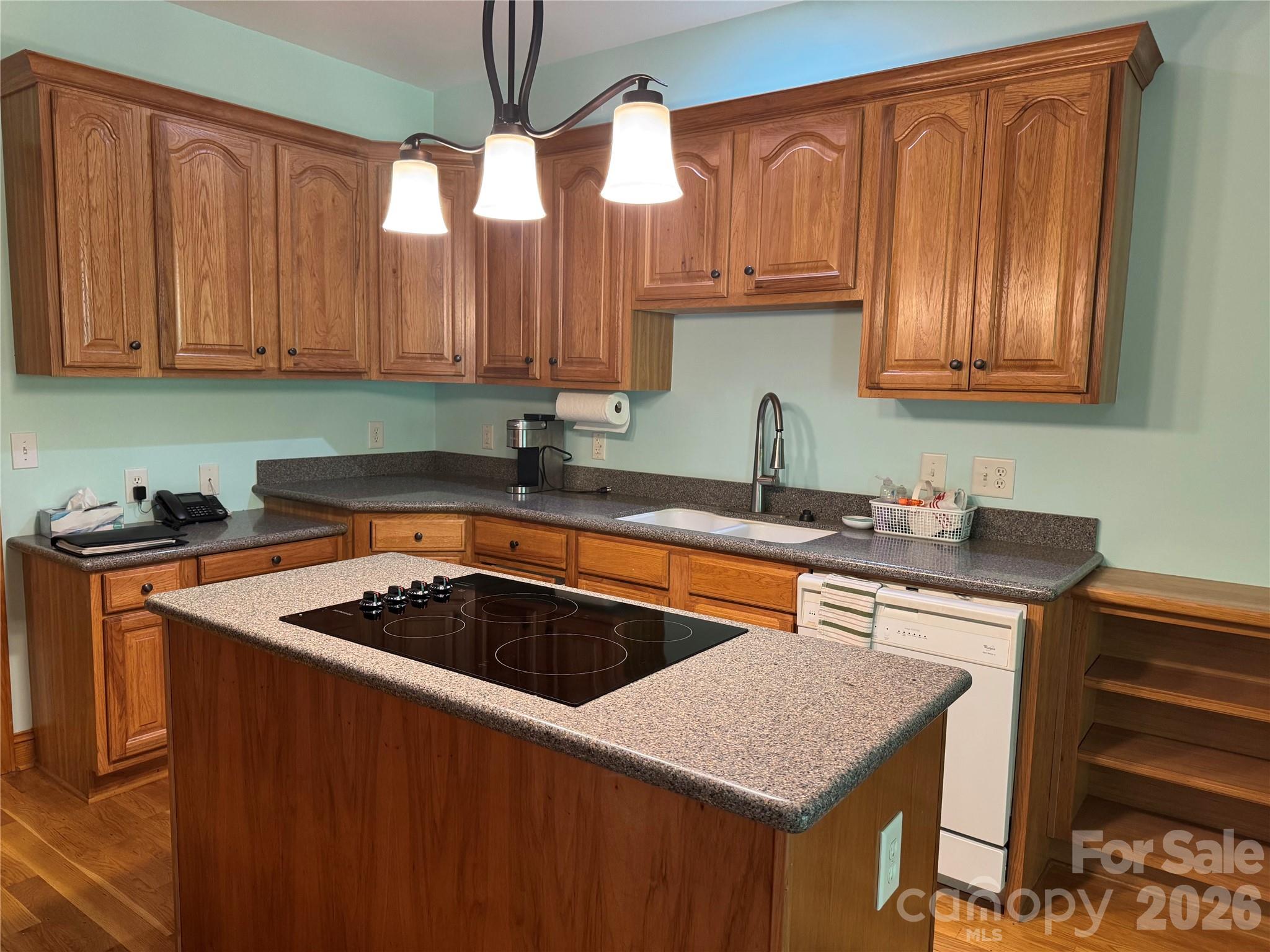 906 Rocky Cove Lane Property Photo 27