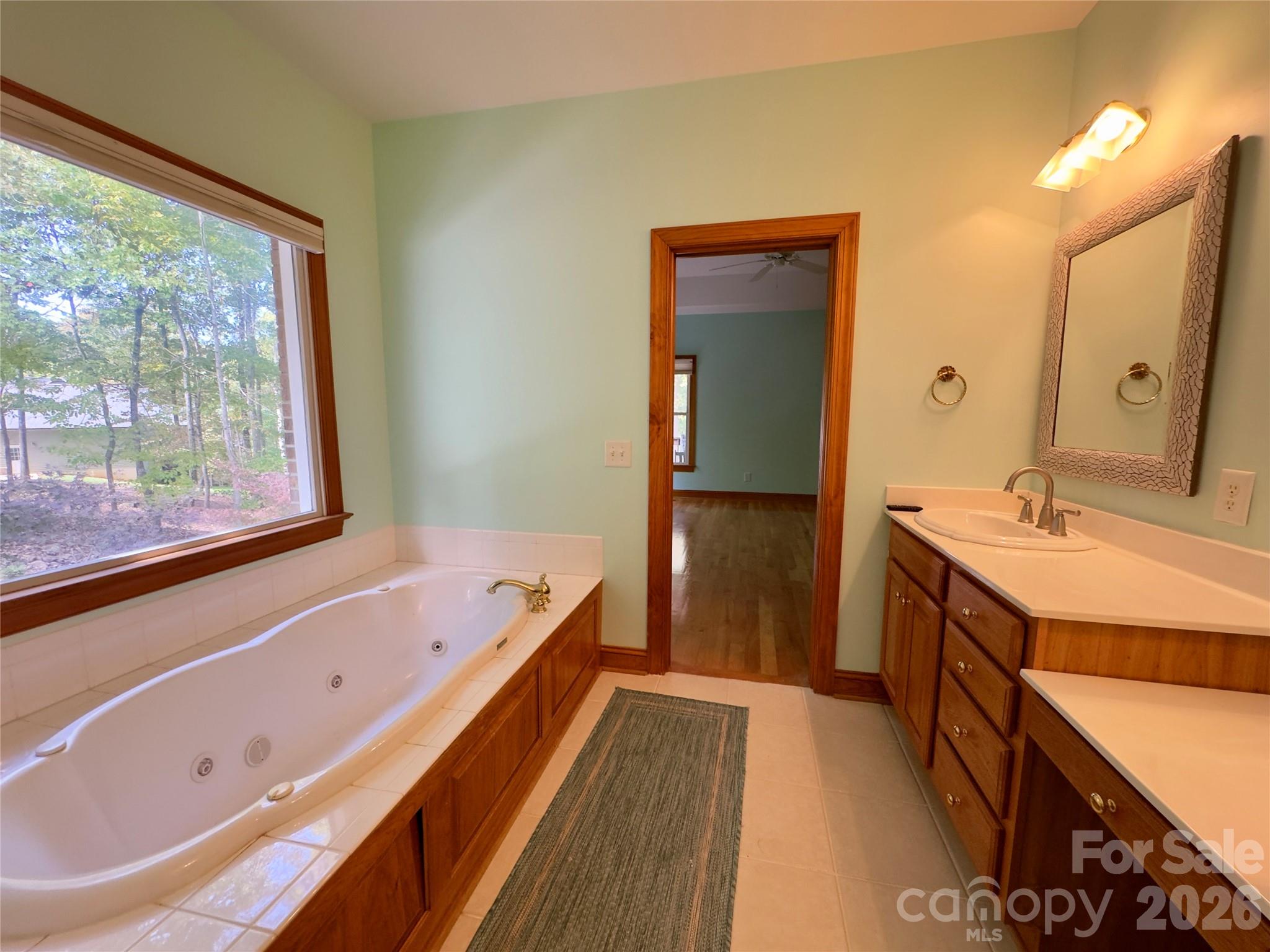 906 Rocky Cove Lane Property Photo 34