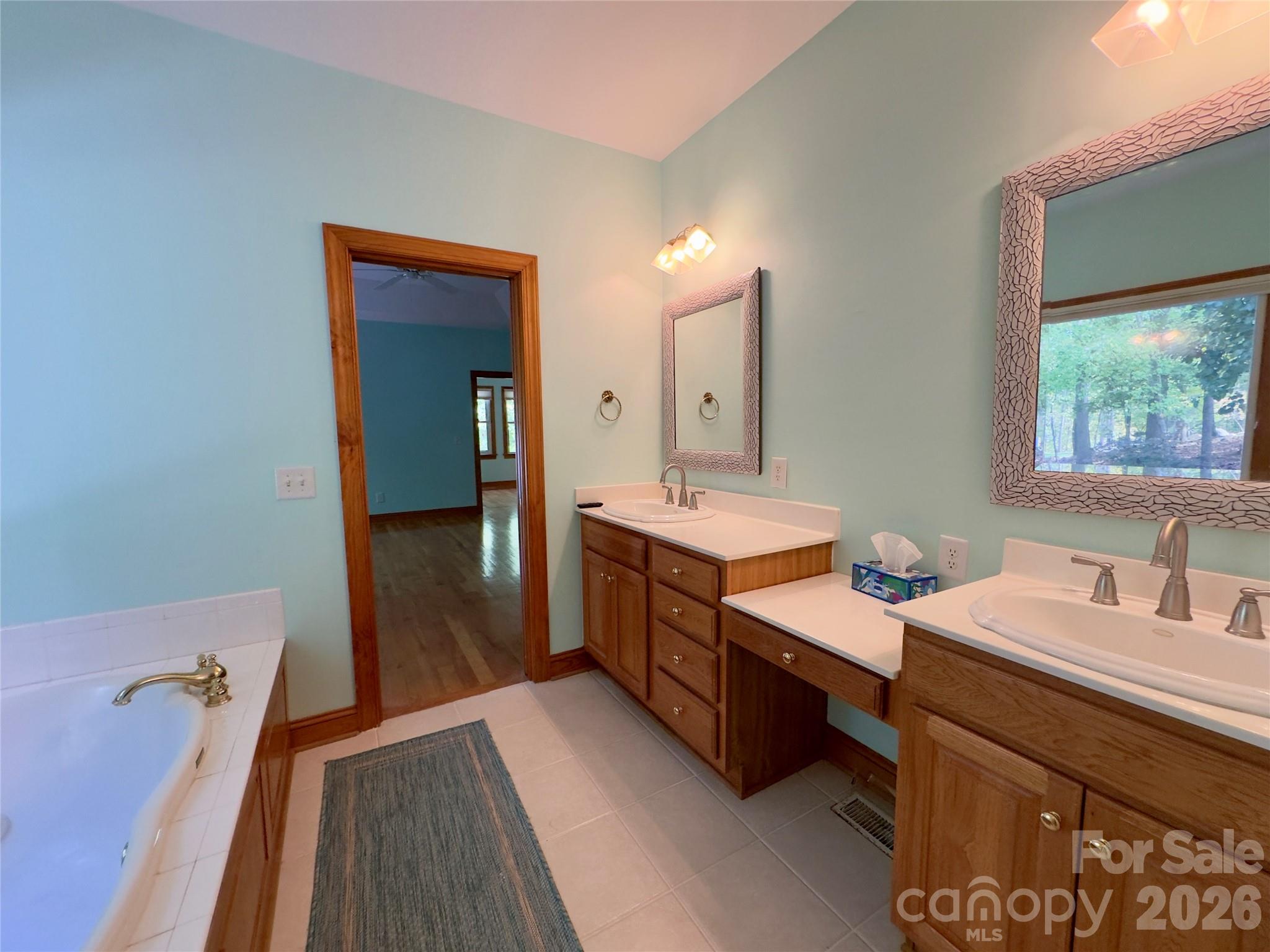 906 Rocky Cove Lane Property Photo 35
