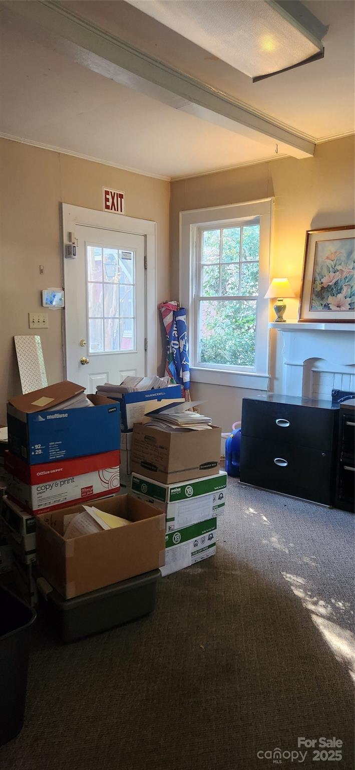 303 W Trade Street Property Photo 18