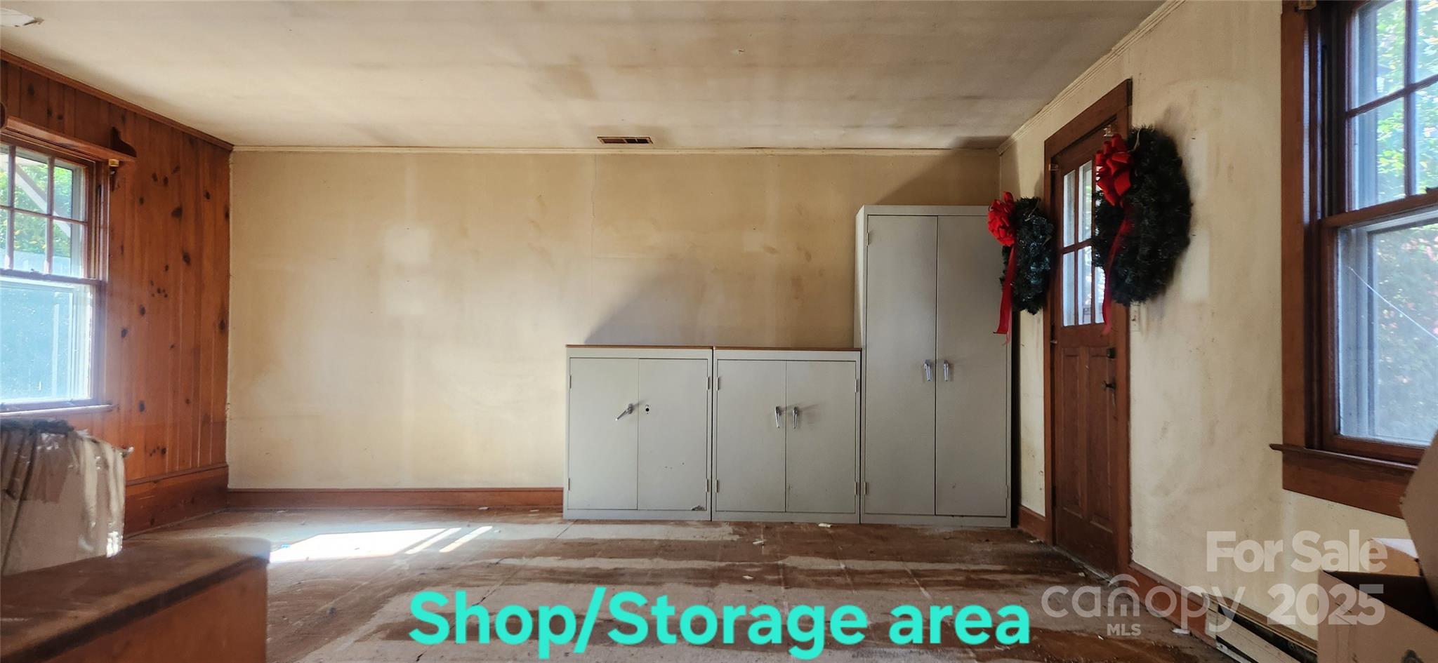 303 W Trade Street Property Photo 36