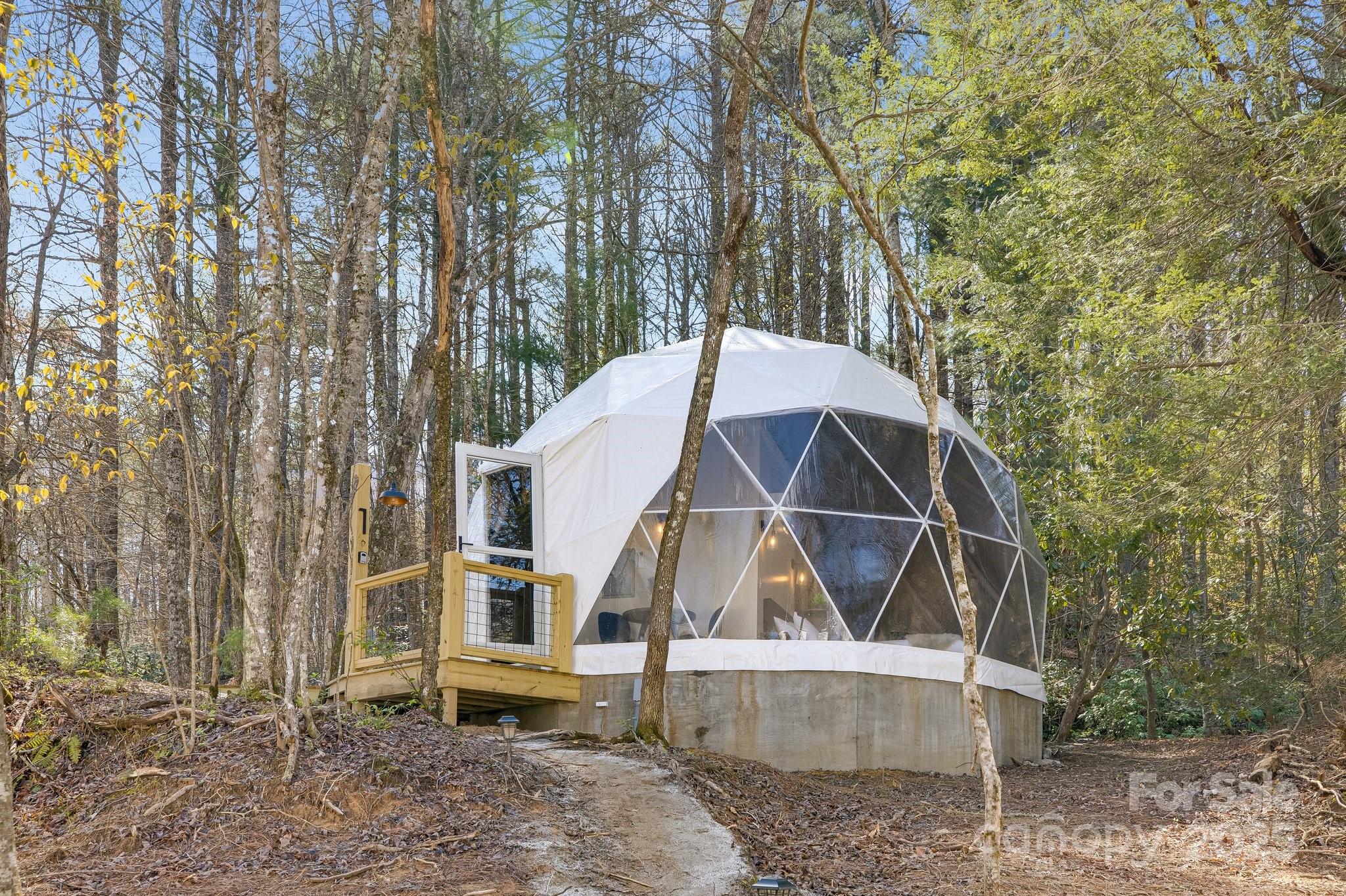 186 Meece Road Property Photo 1