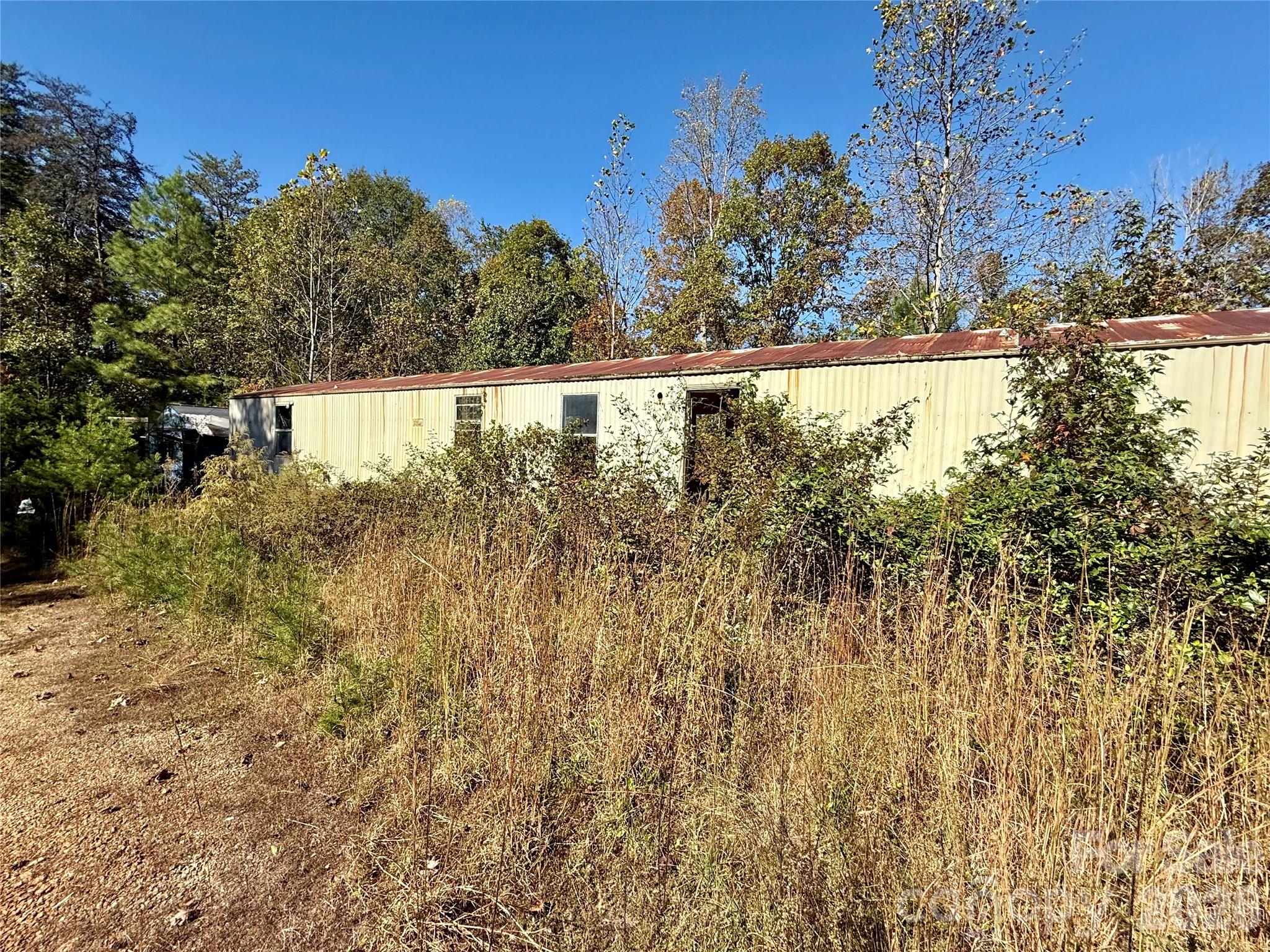 229 Kelsey Lane Property Photo 4