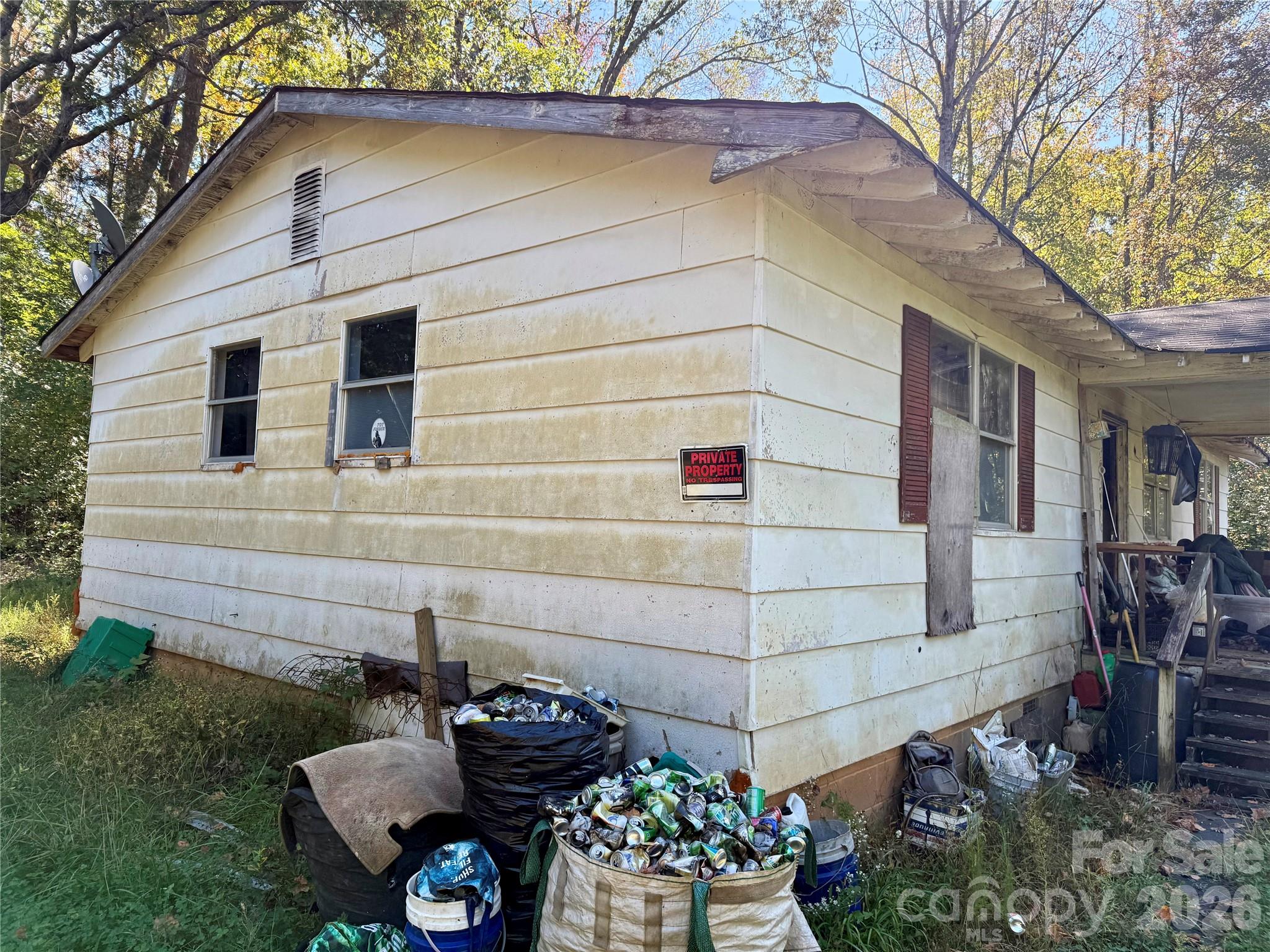 229 Kelsey Lane Property Photo 8