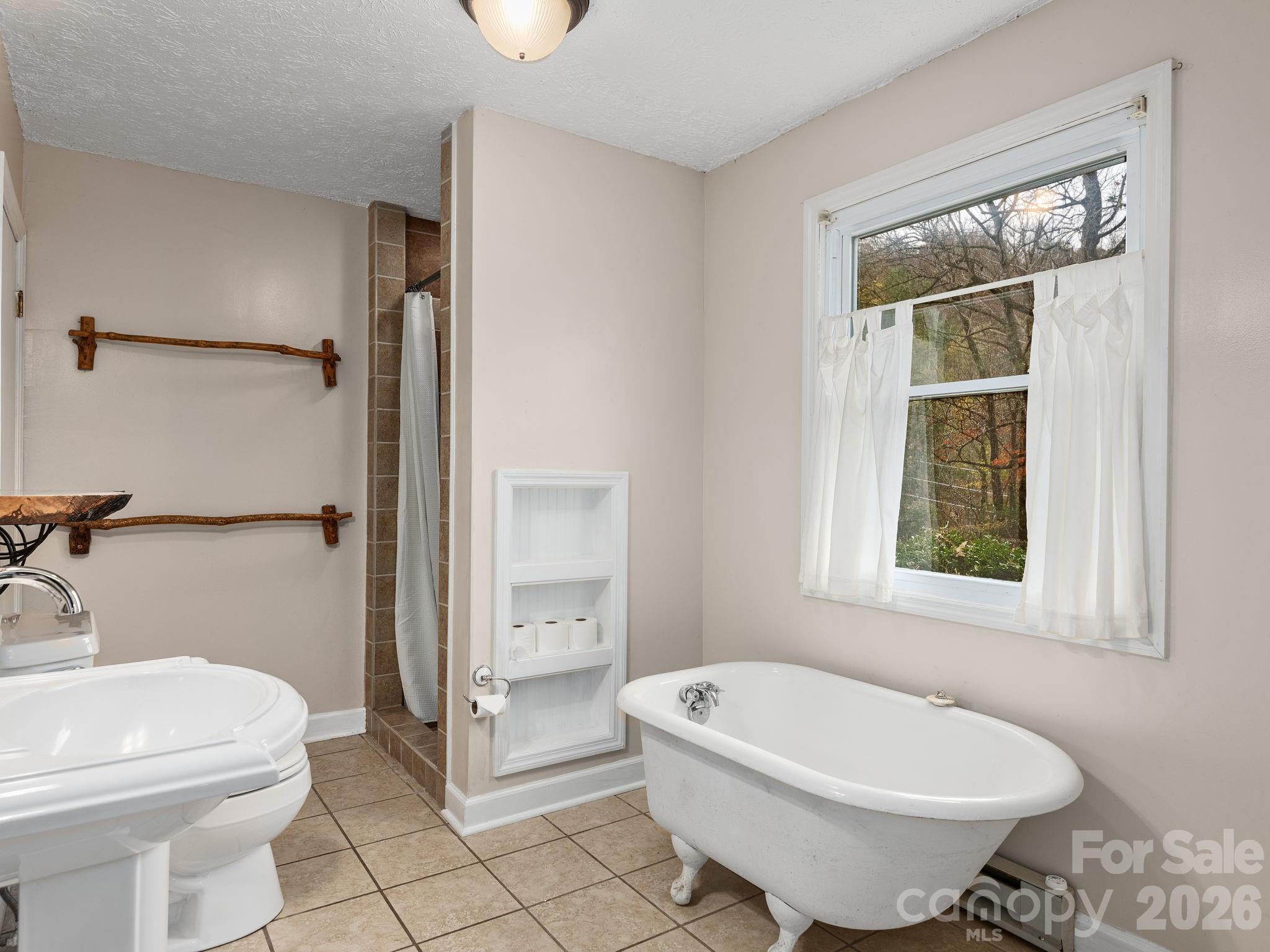 6 Star Berry Lane Property Photo 18