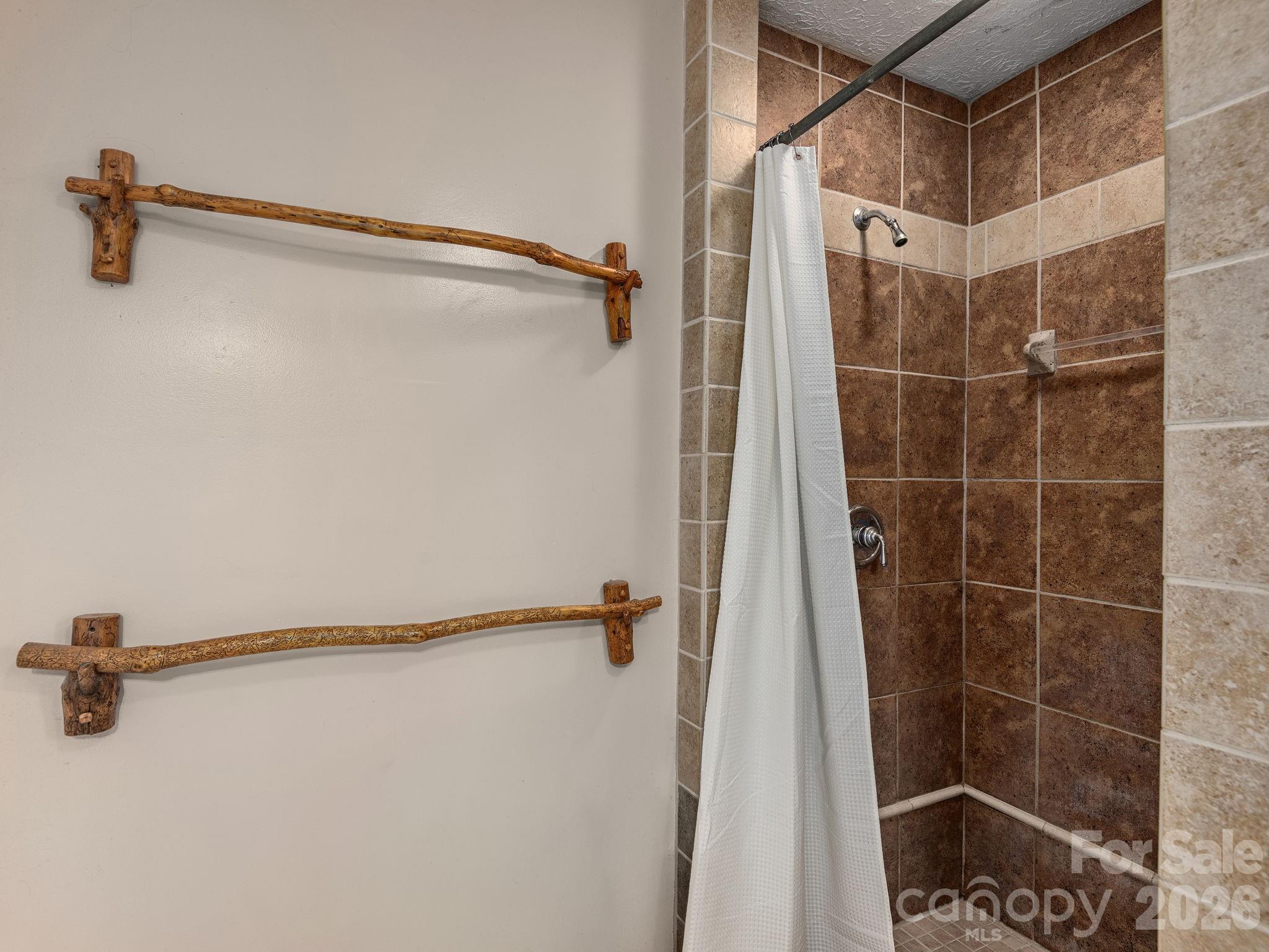 6 Star Berry Lane Property Photo 20