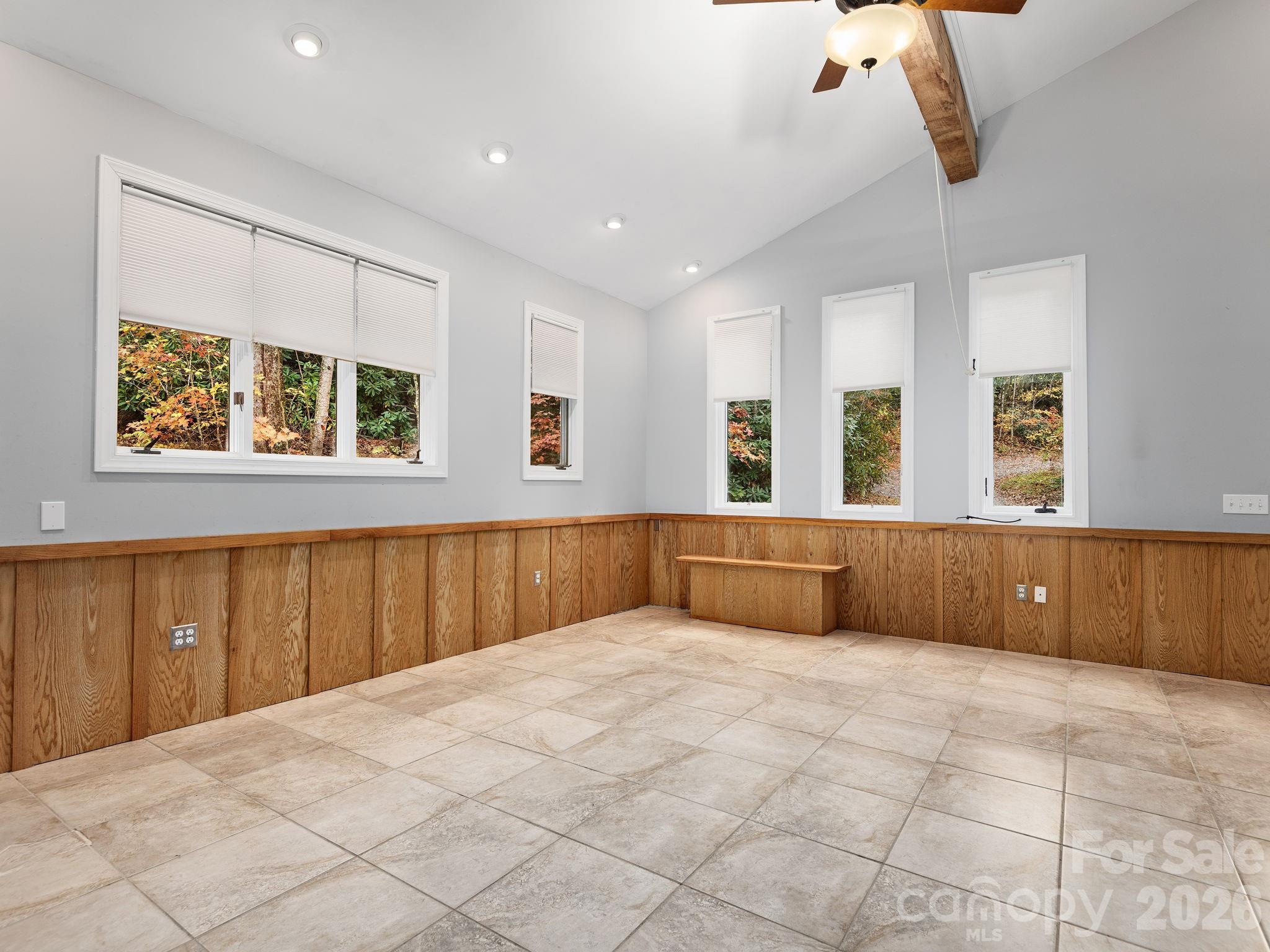 6 Star Berry Lane Property Photo 21