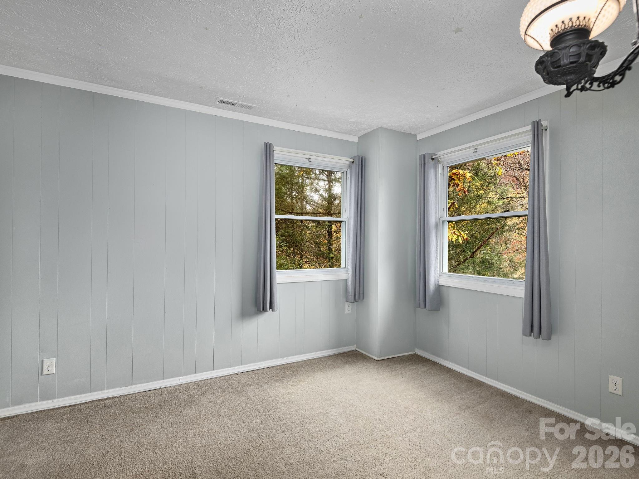 6 Star Berry Lane Property Photo 28
