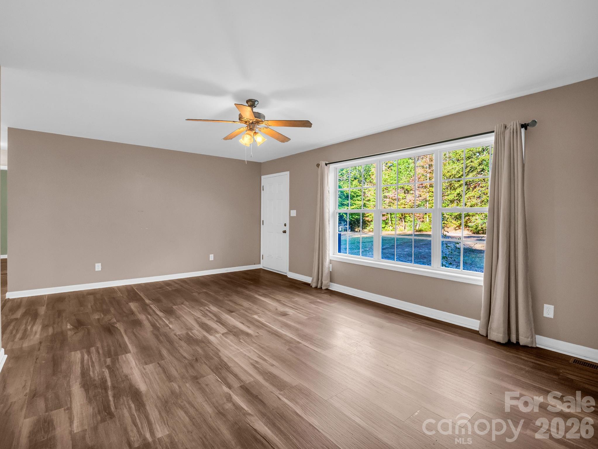 663 Landrum Road Property Photo 3
