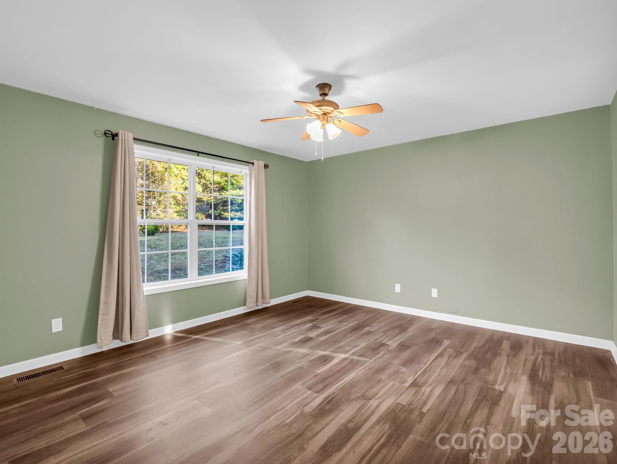 663 Landrum Road Property Photo 7