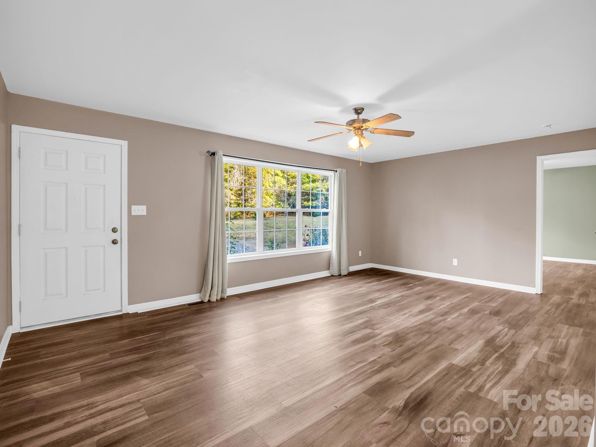 663 Landrum Road Property Photo 9