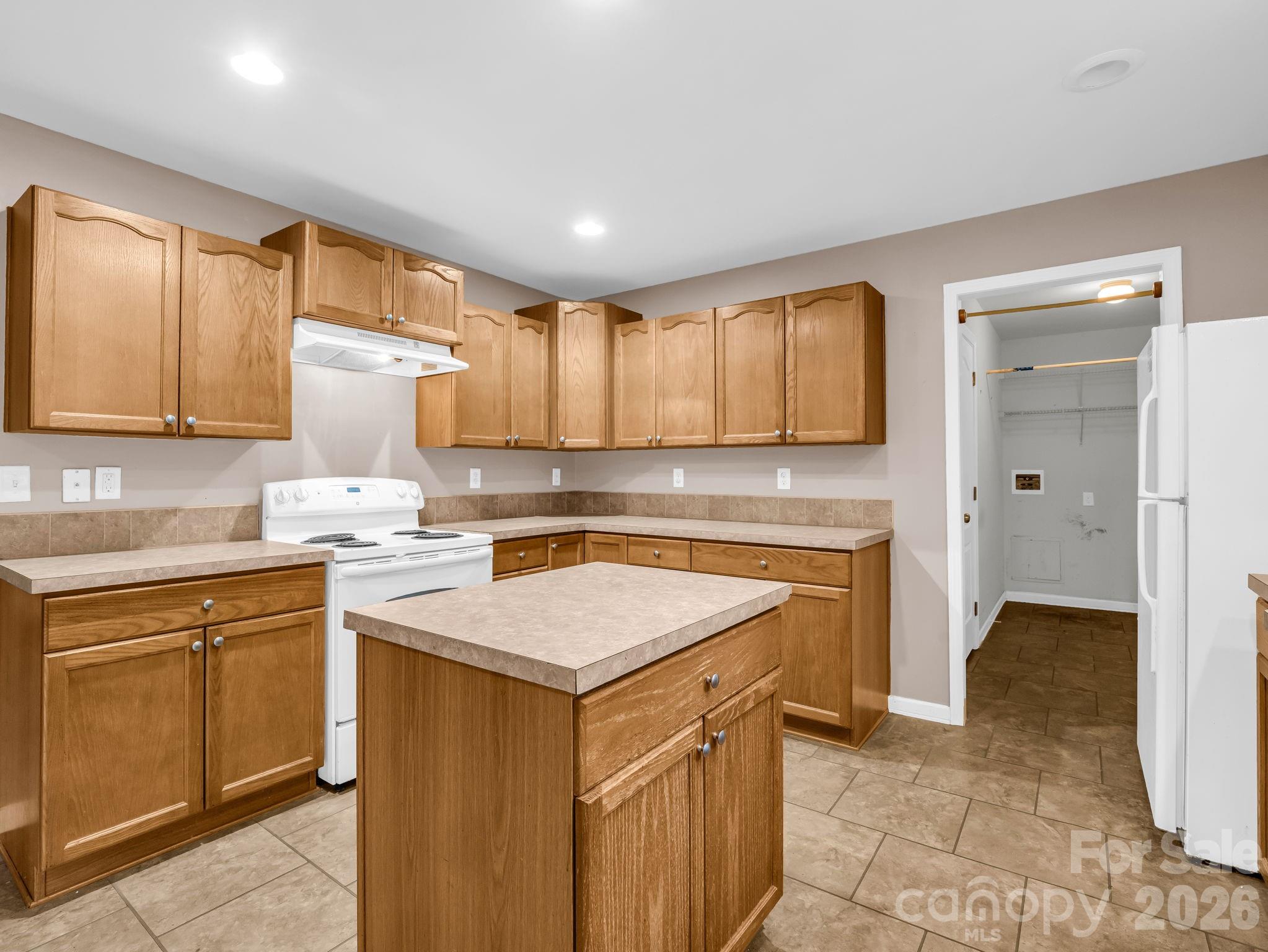 663 Landrum Road Property Photo 13