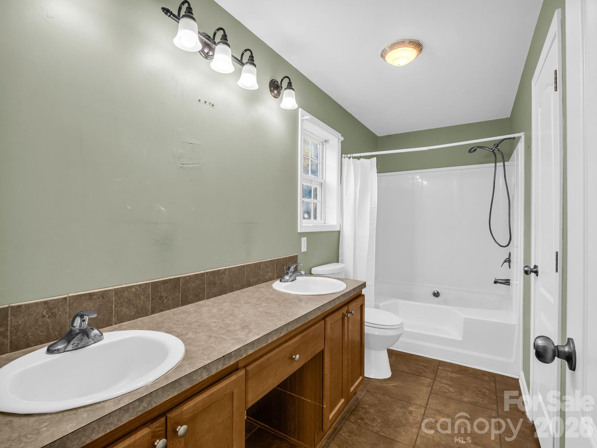 663 Landrum Road Property Photo 18