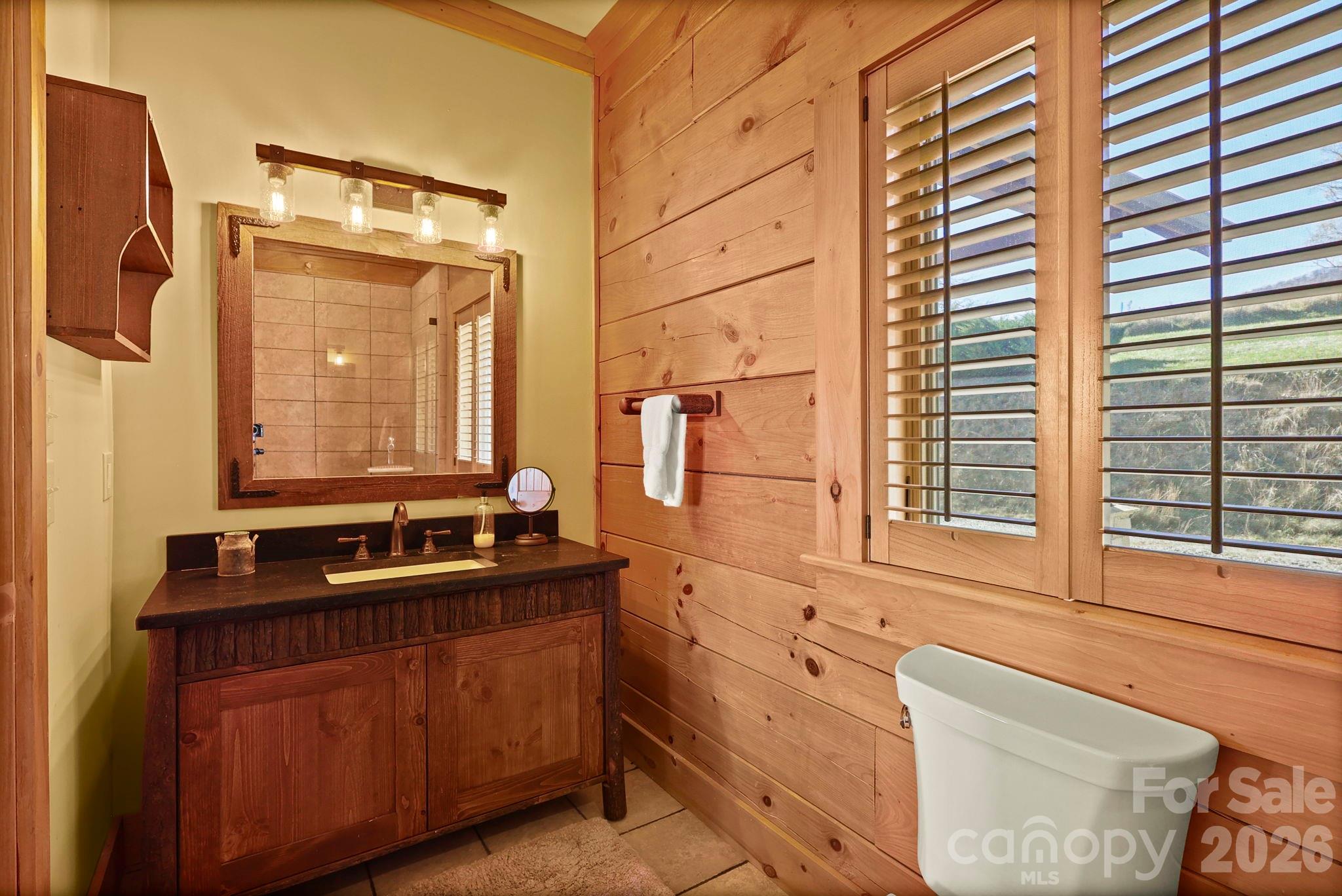 584 Grey Fox Ridge Property Photo 22