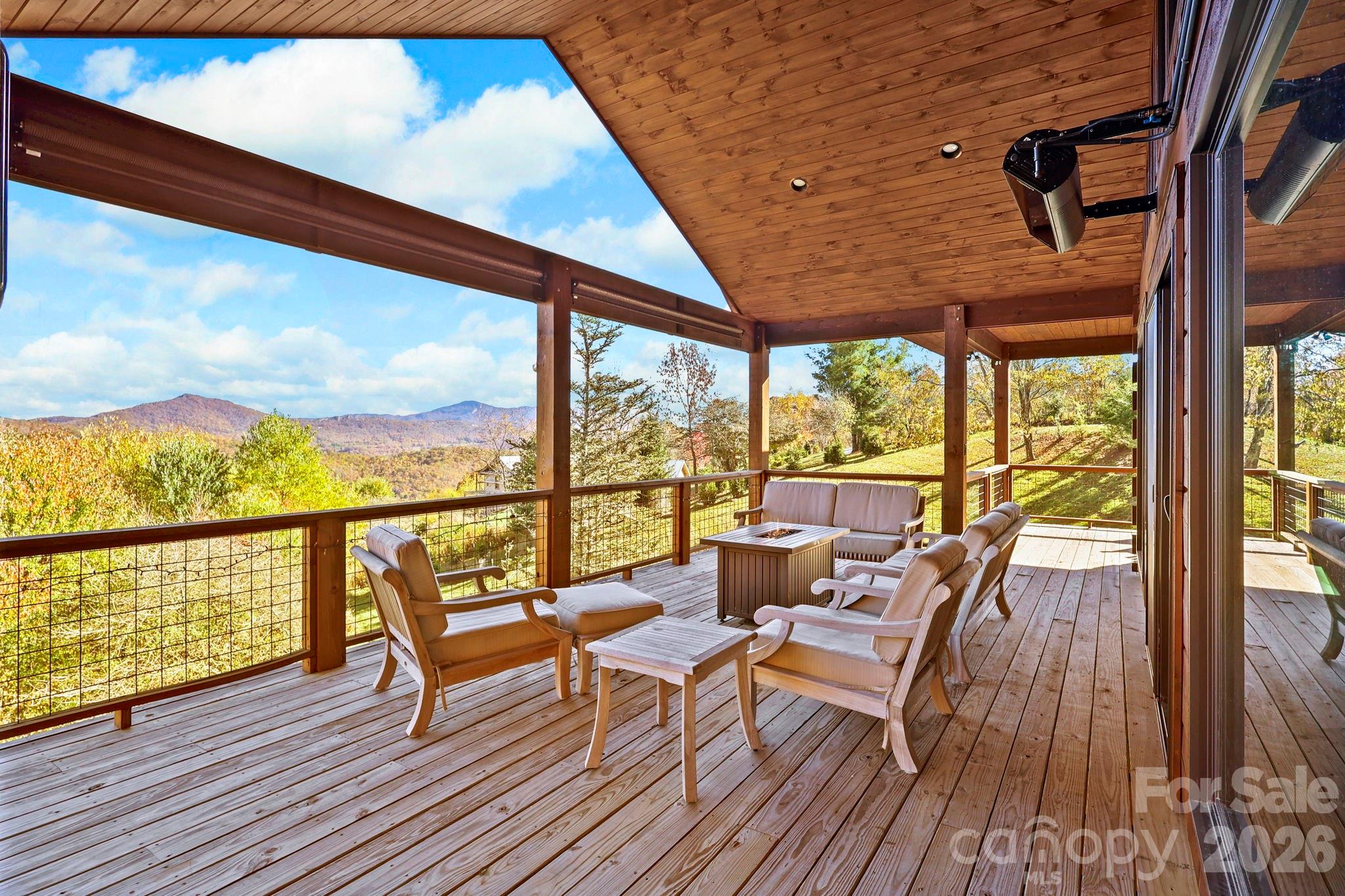 584 Grey Fox Ridge Property Photo 24