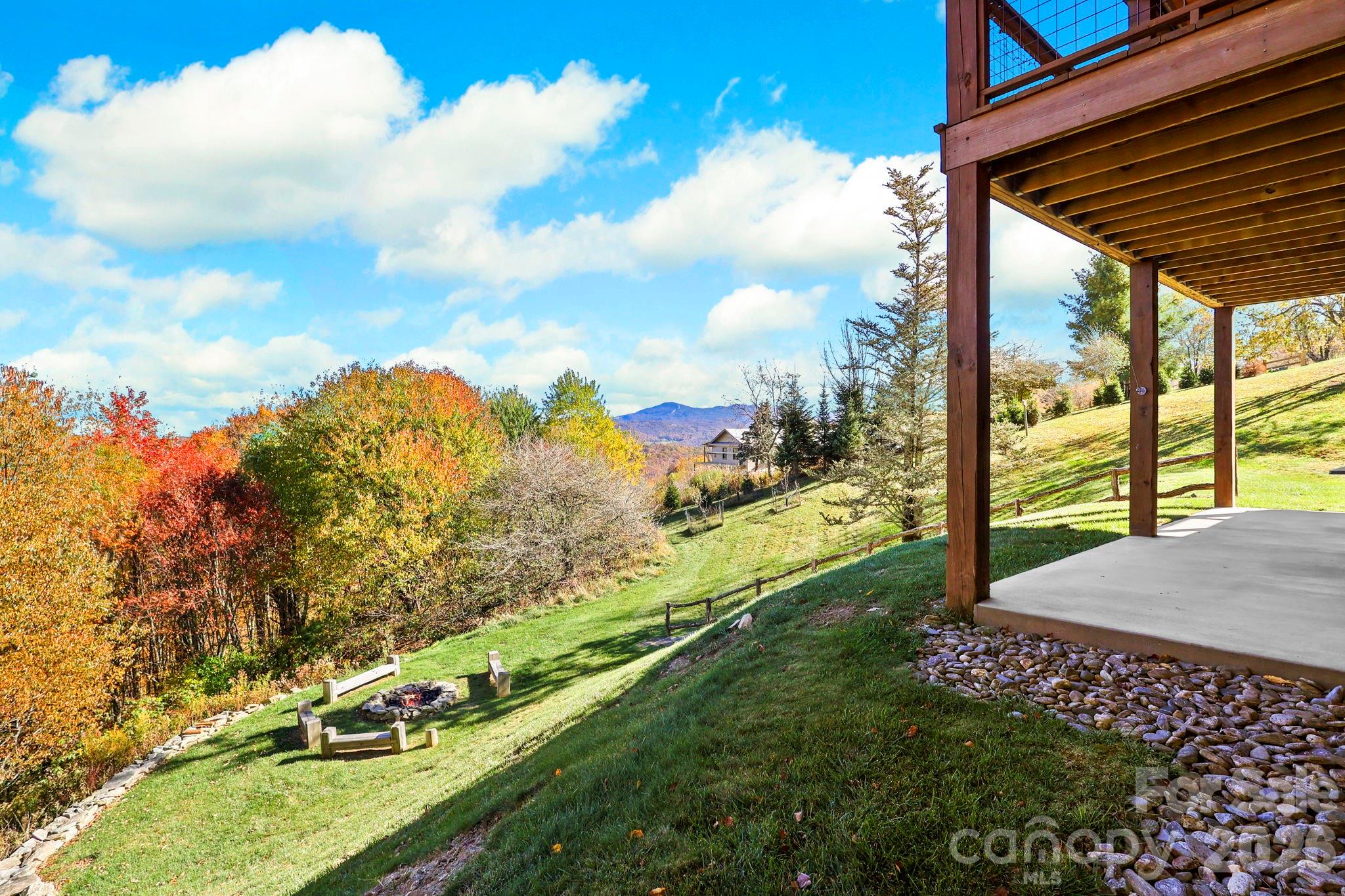 584 Grey Fox Ridge Property Photo 41