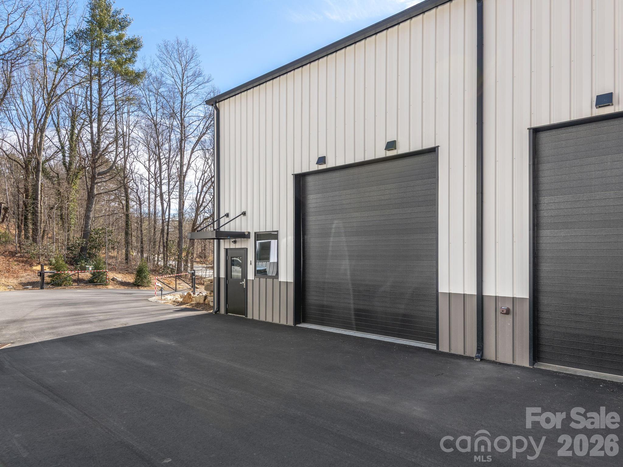 65 Speed Way 4a Property Photo 1