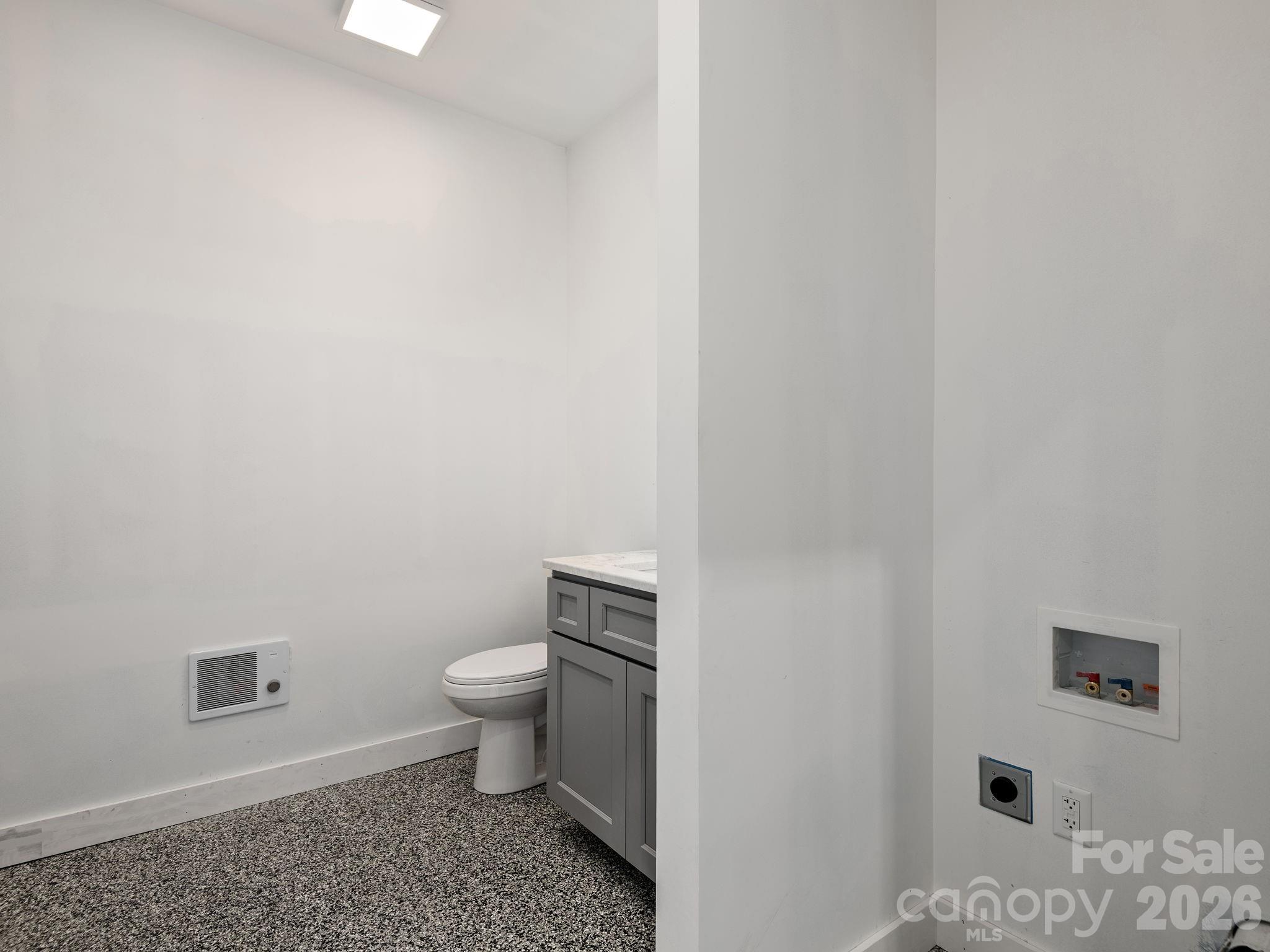 65 Speed Way 4a Property Photo 7
