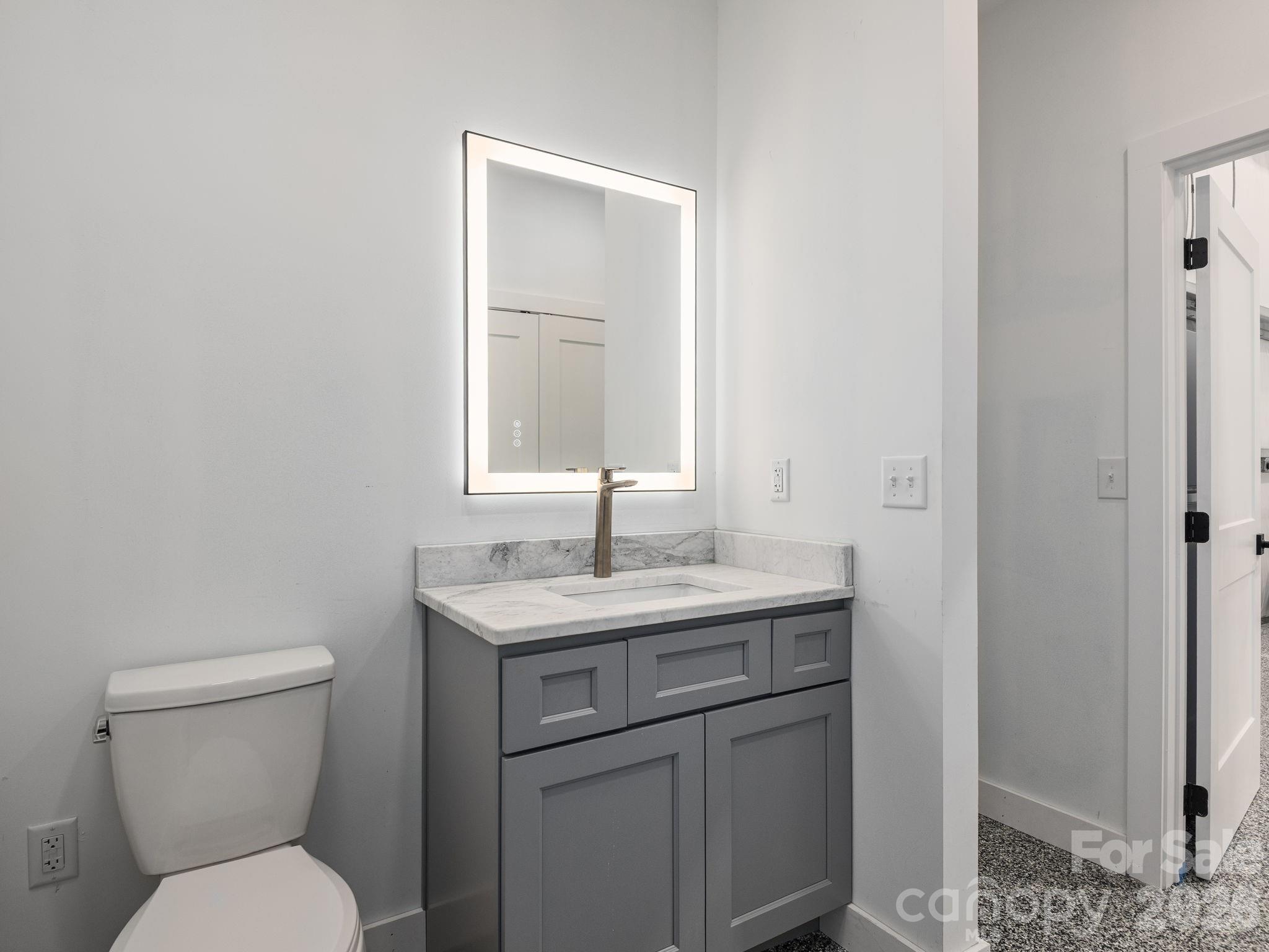 65 Speed Way 4a Property Photo 8