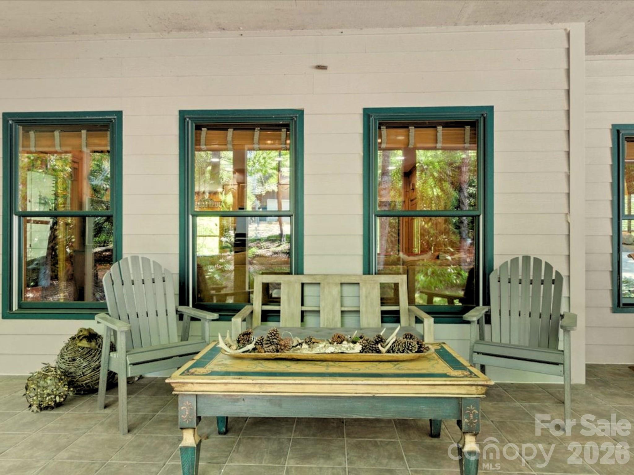 7255 Laurel Hill Drive Property Photo 7
