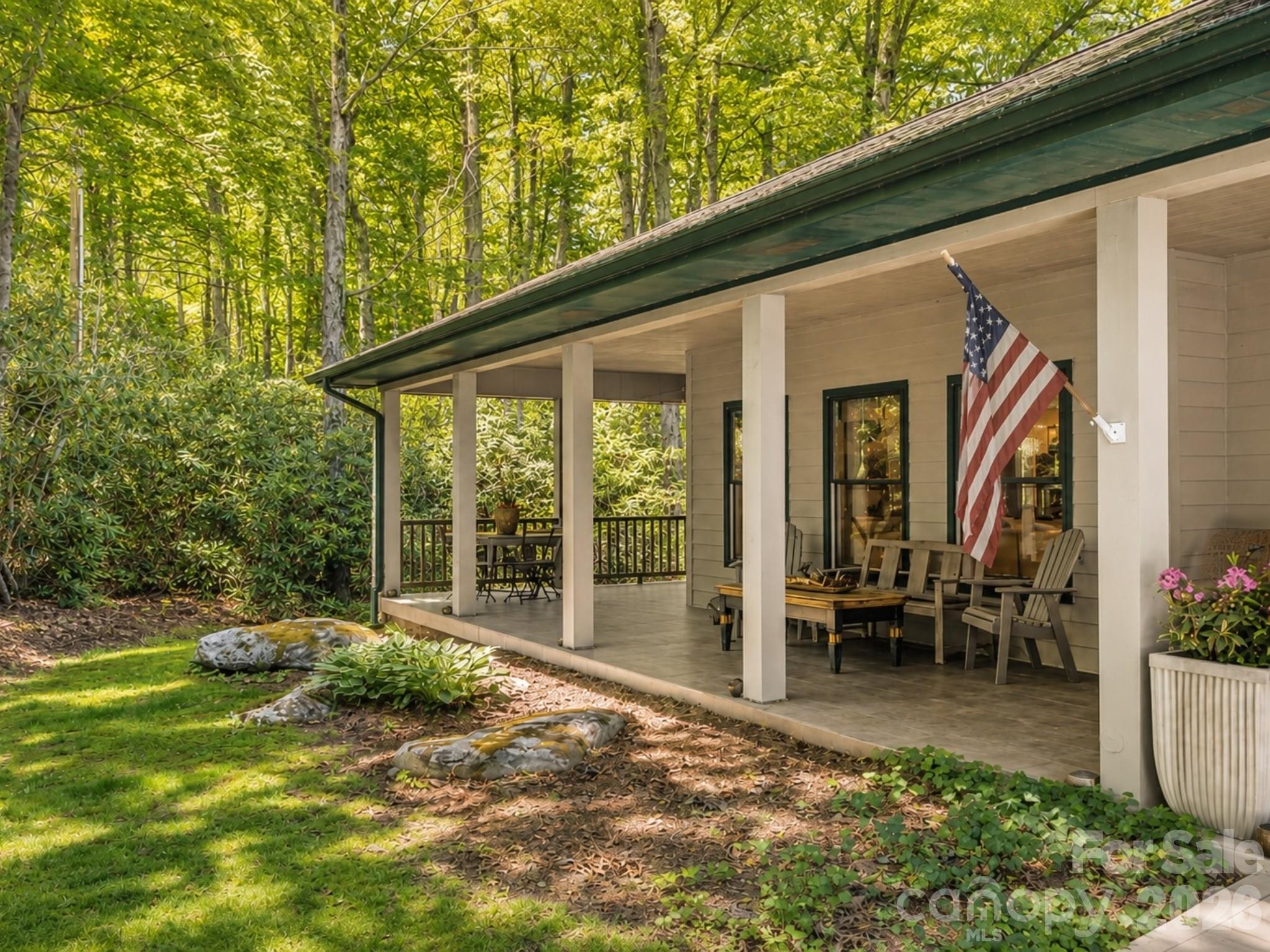 7255 Laurel Hill Drive Property Photo 19