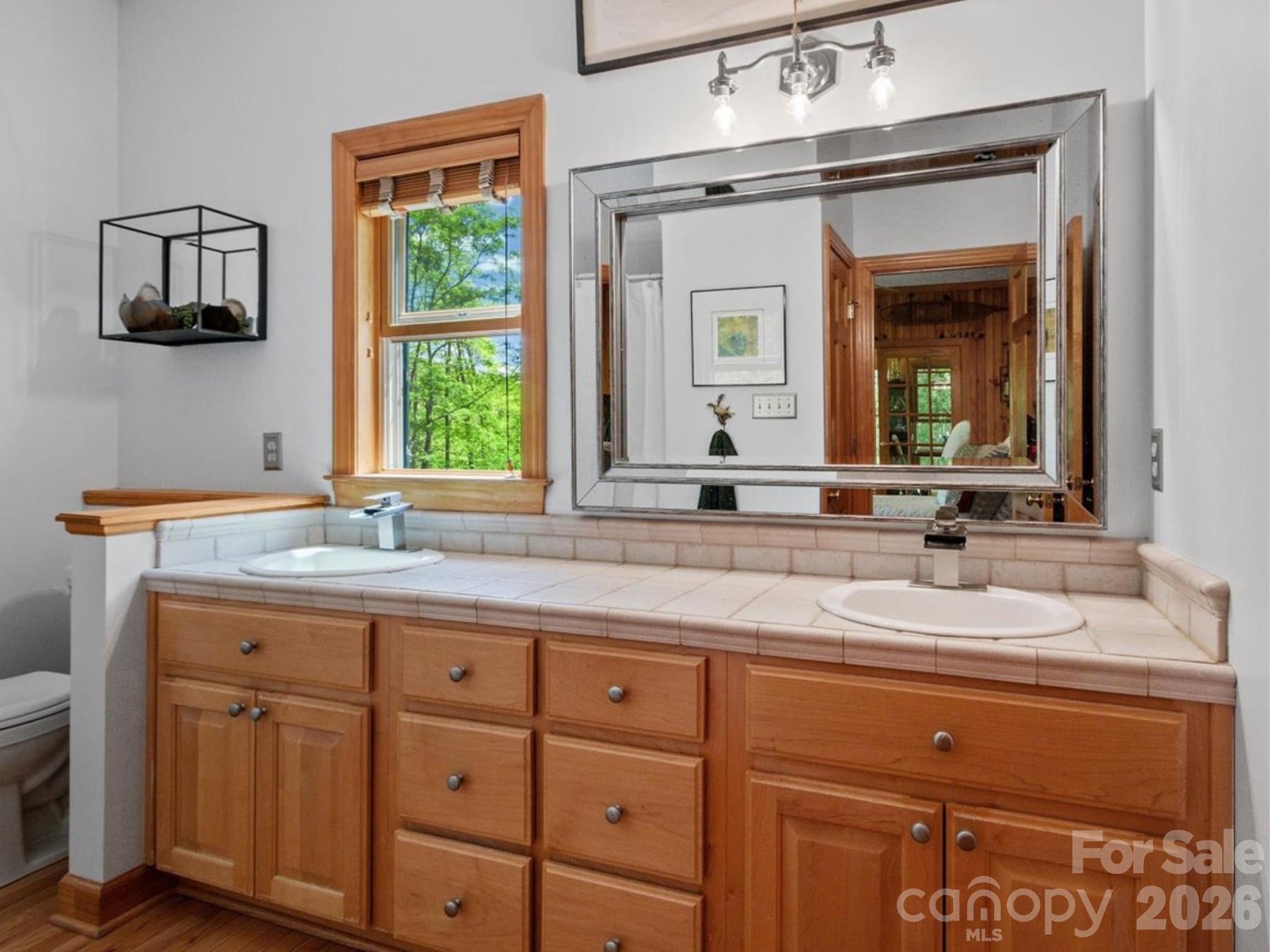 7255 Laurel Hill Drive Property Photo 20