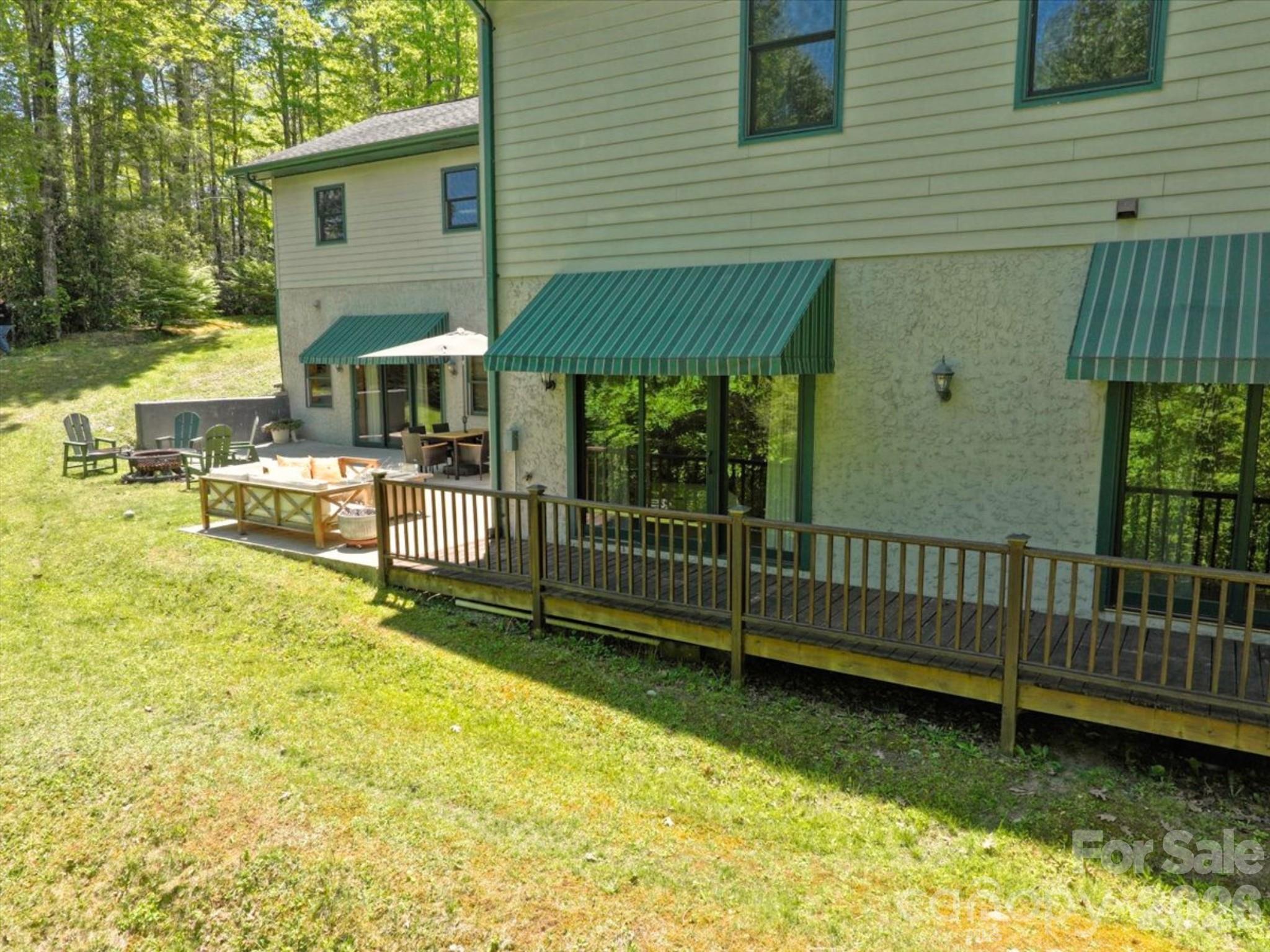 7255 Laurel Hill Drive Property Photo 25