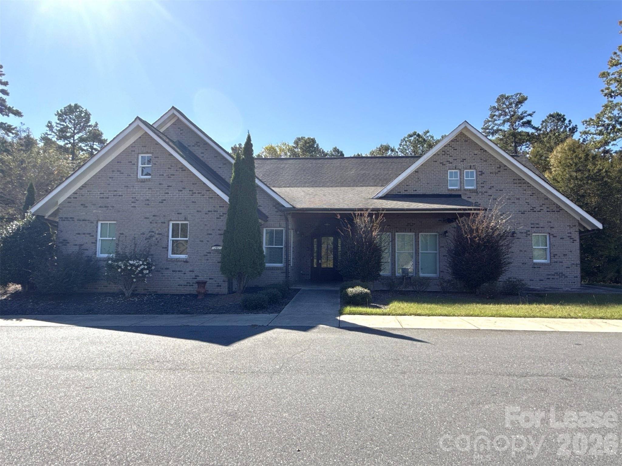 13931 Thompson Road Property Photo 1