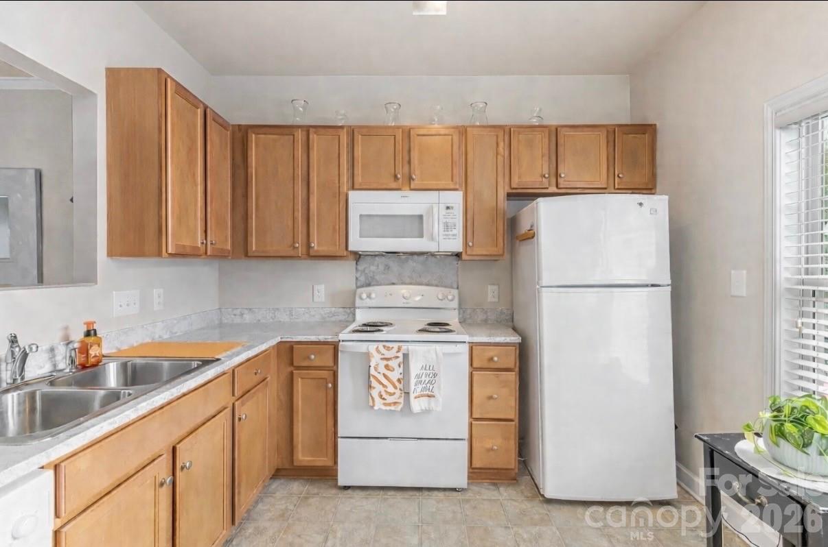 7167 April Mist Trail Property Photo 9