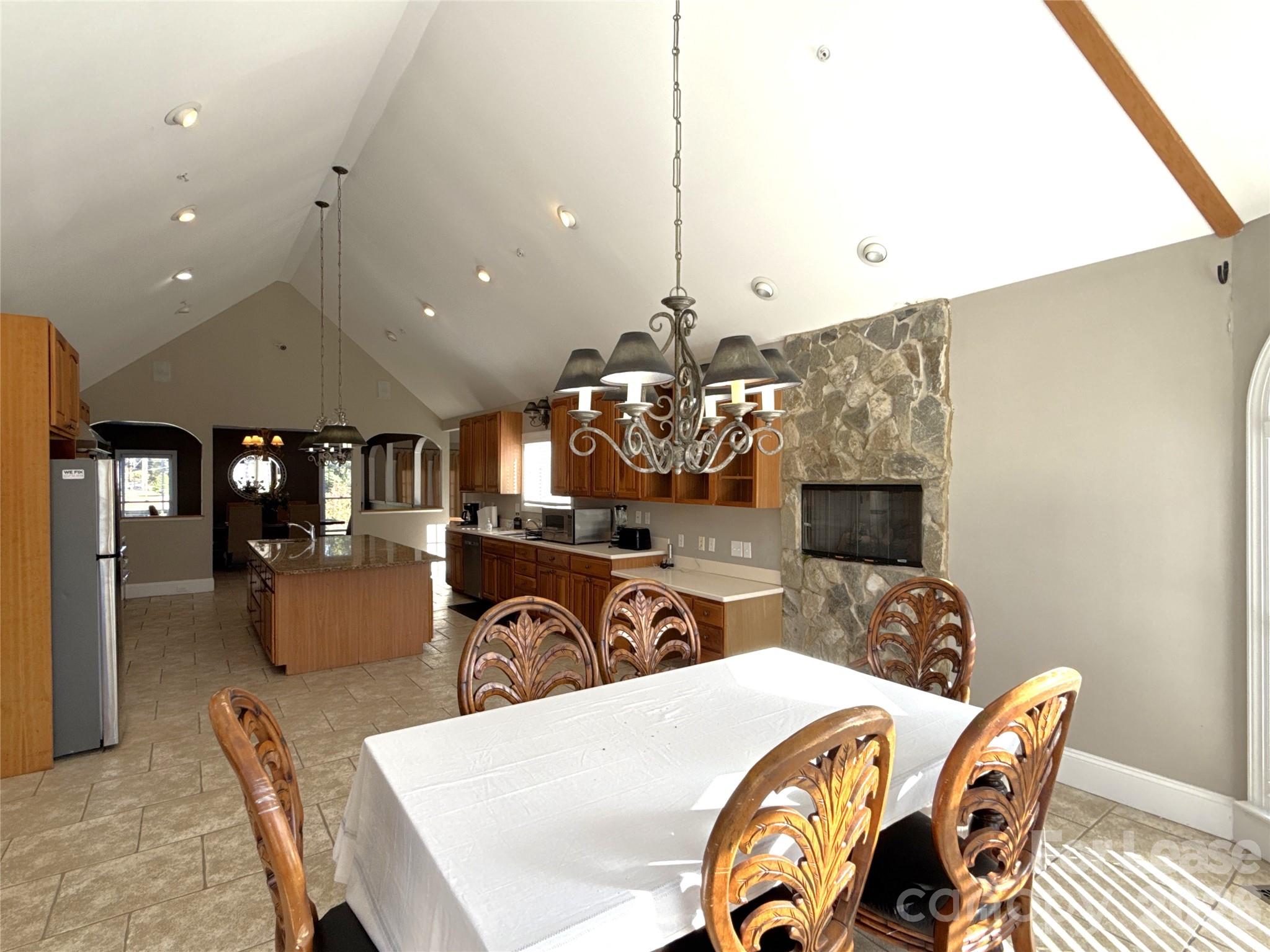 14009 Thompson Road Property Photo 13