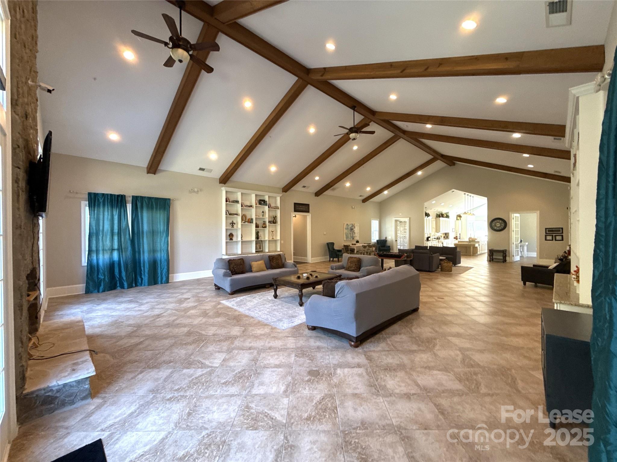 14019 Thompson Road Property Photo 6