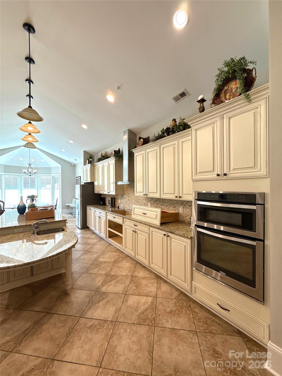 14019 Thompson Road Property Photo 12