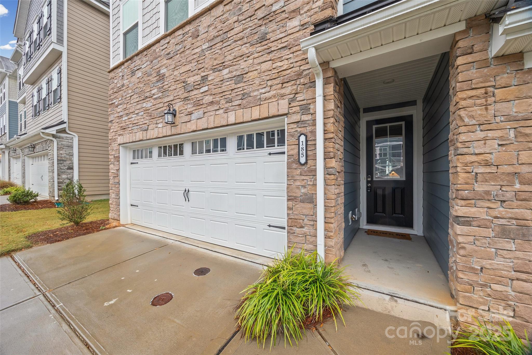 185 Marron Drive Property Photo 2
