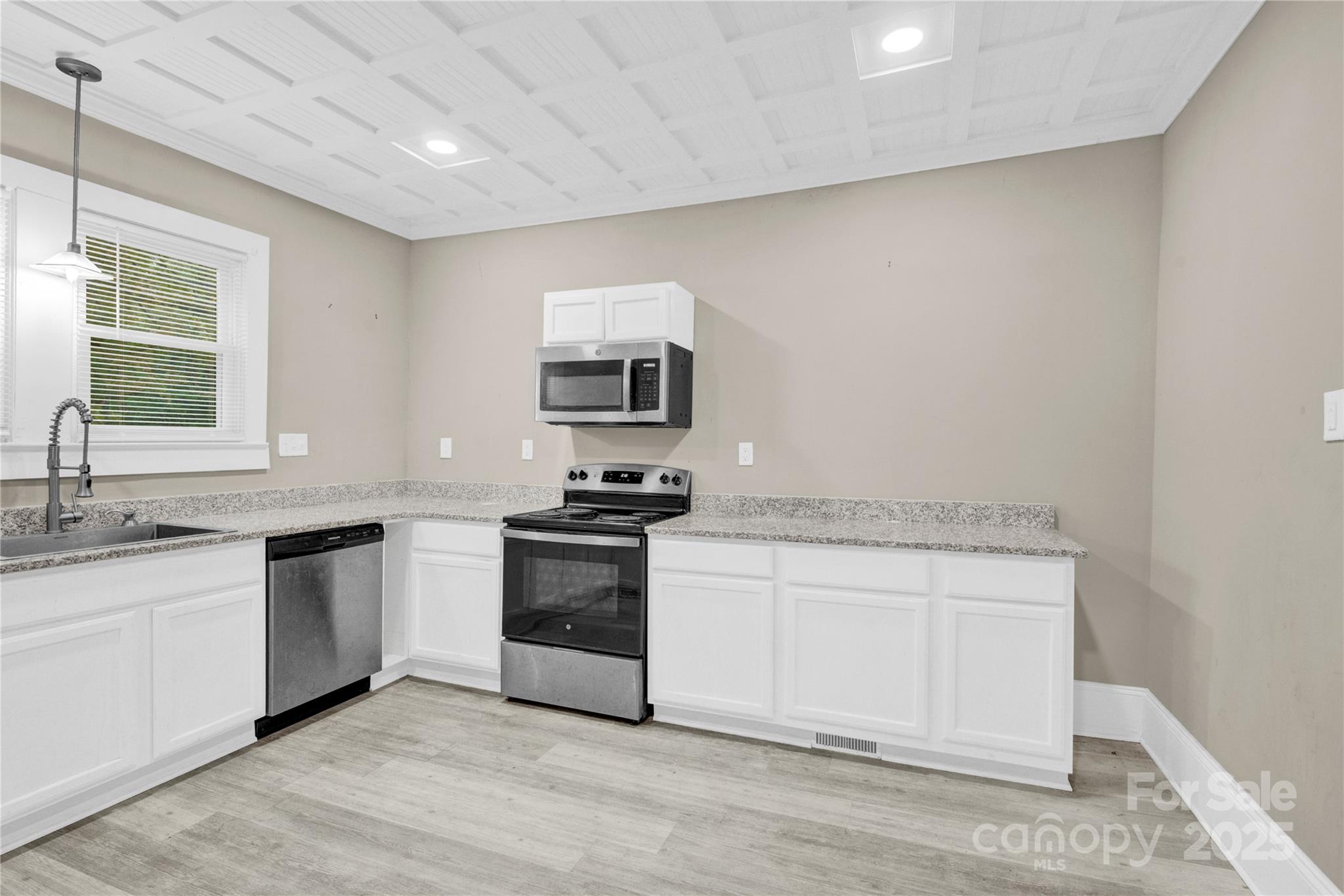 1241 S Lafayette Street Property Photo 11