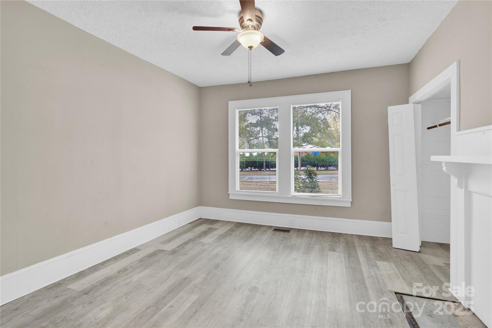 1241 S Lafayette Street Property Photo 15