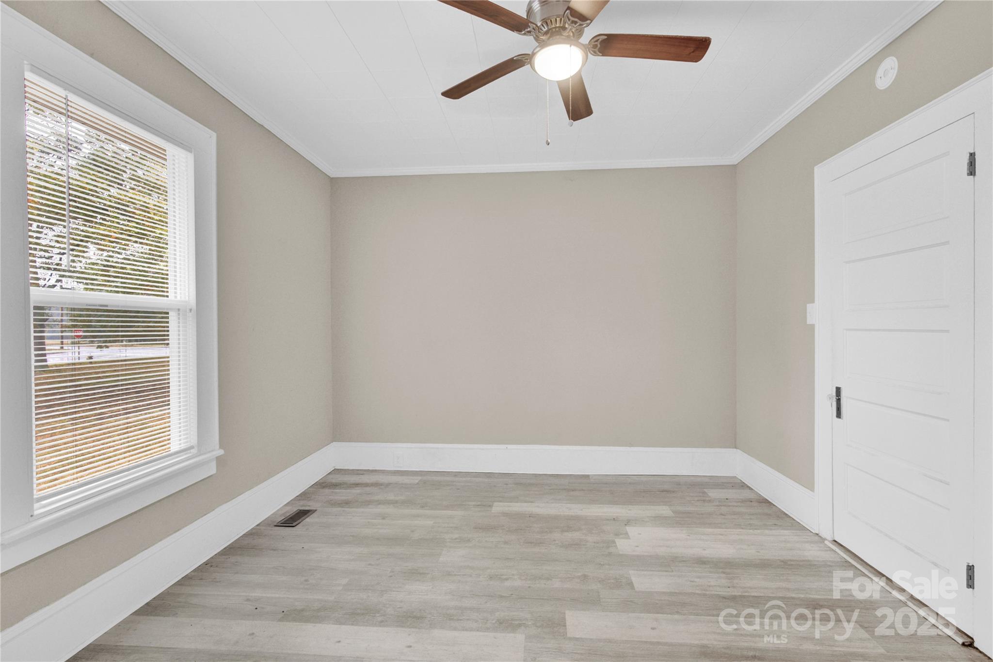 1241 S Lafayette Street Property Photo 20