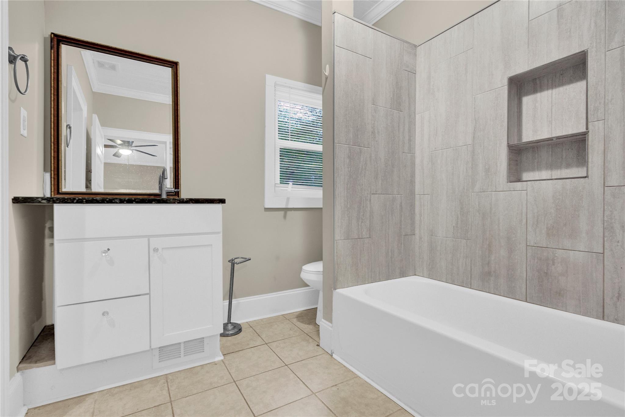 1241 S Lafayette Street Property Photo 22