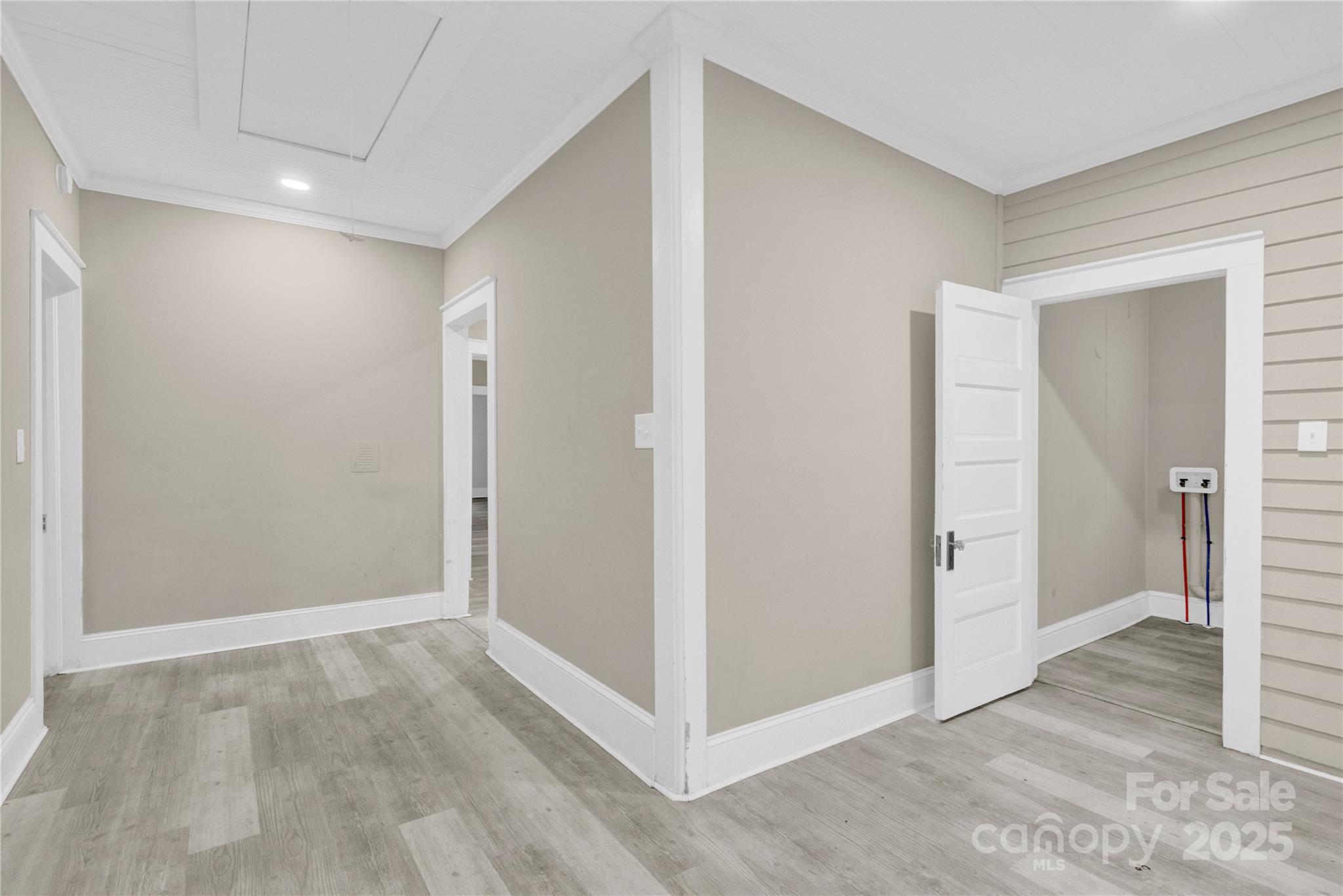 1241 S Lafayette Street Property Photo 25