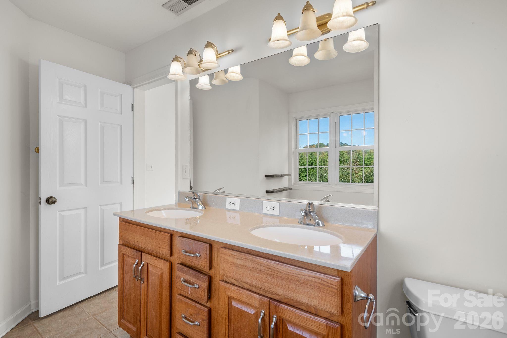 224 Rivercrest Boulevard Property Photo 23