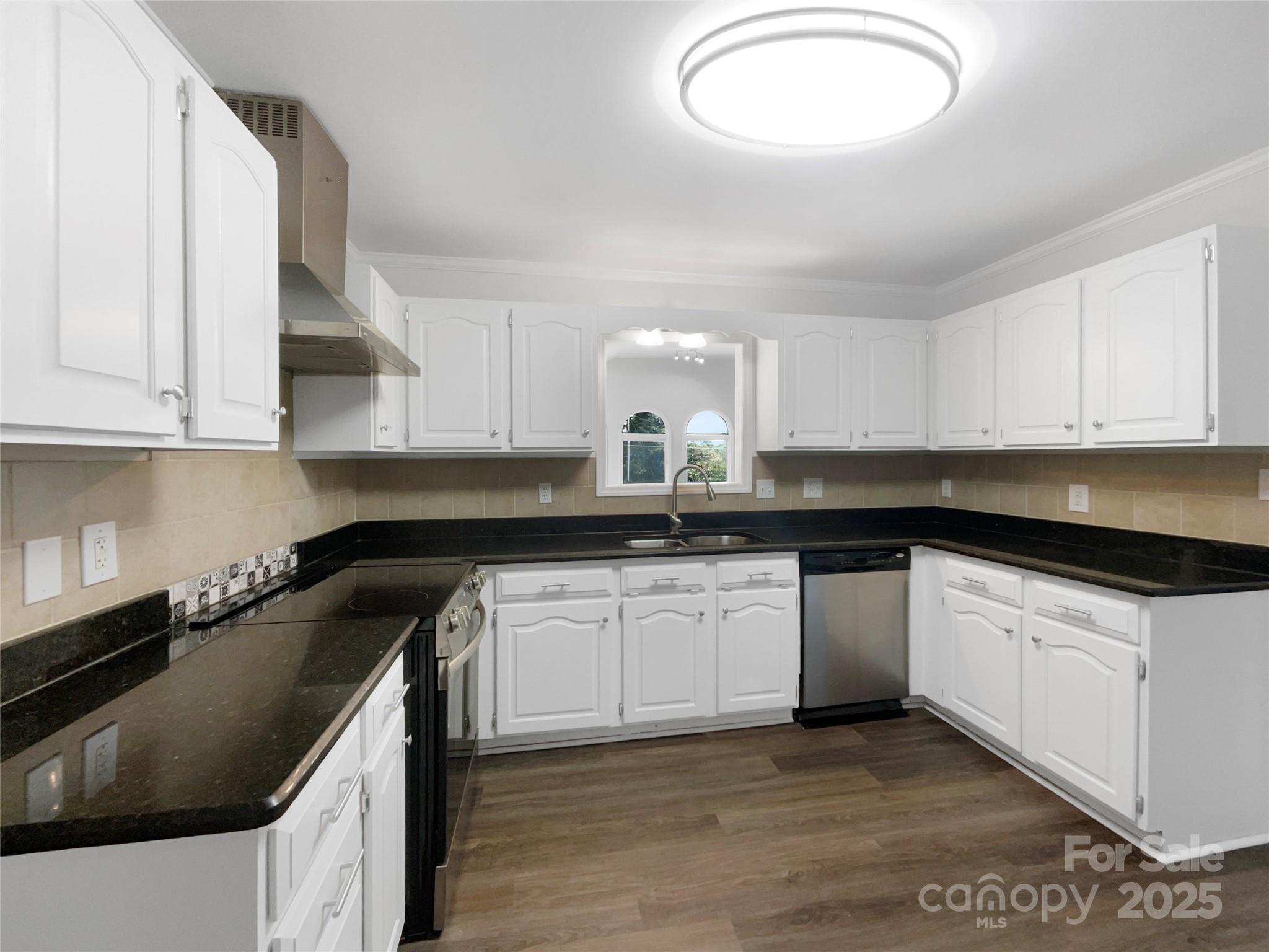 130 Boulder Drive Property Photo 6