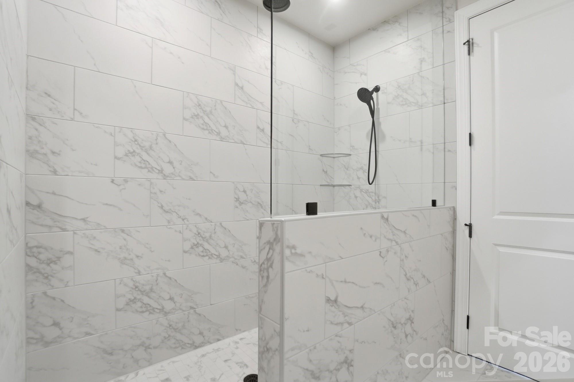 2550 Mabel Lane Property Photo 17