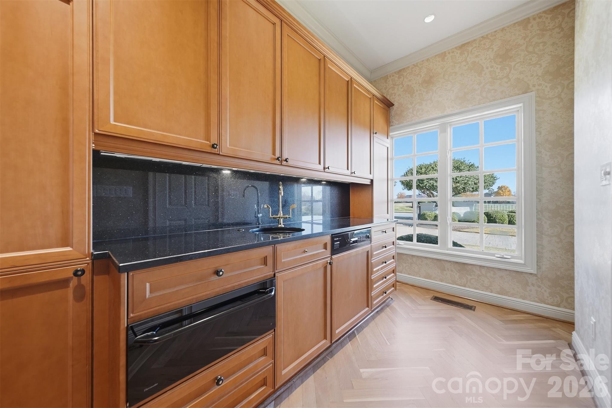 3619 Links Drive Property Photo 11