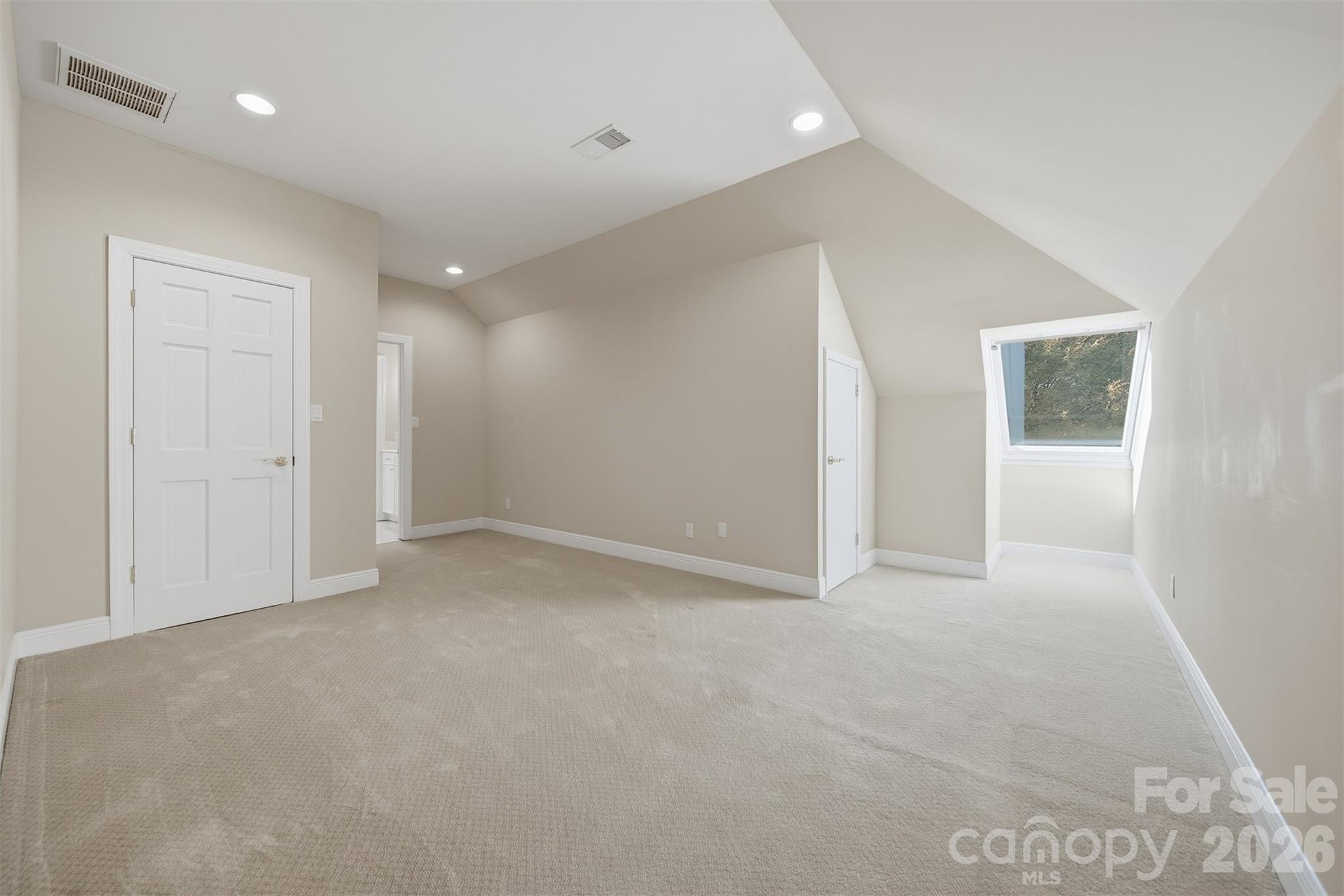 3619 Links Drive Property Photo 36
