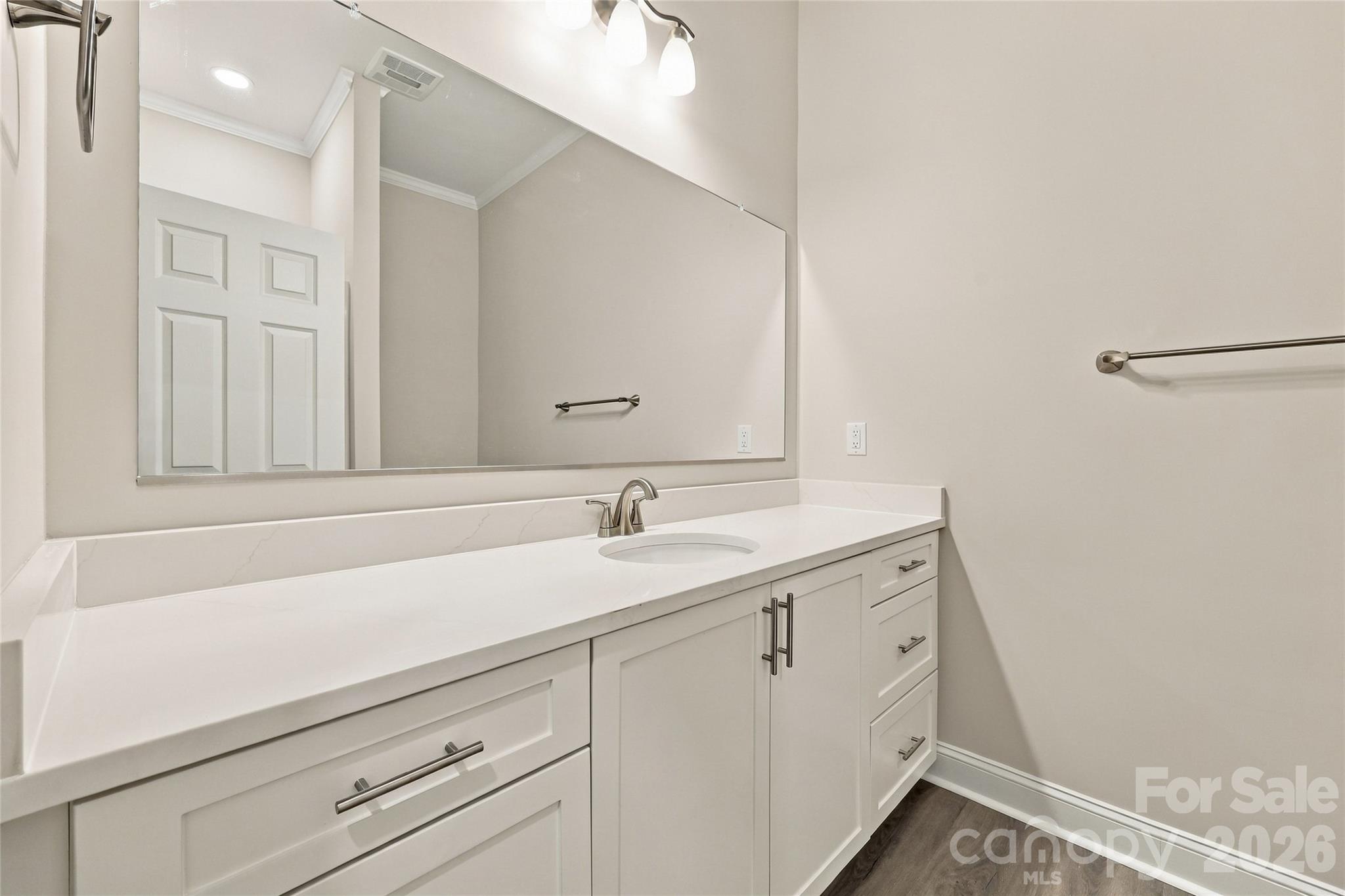 210 Joy-lynne Court Property Photo 12