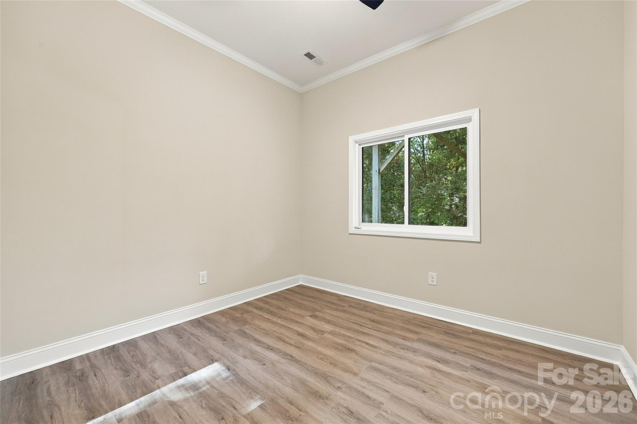 210 Joy-lynne Court Property Photo 14